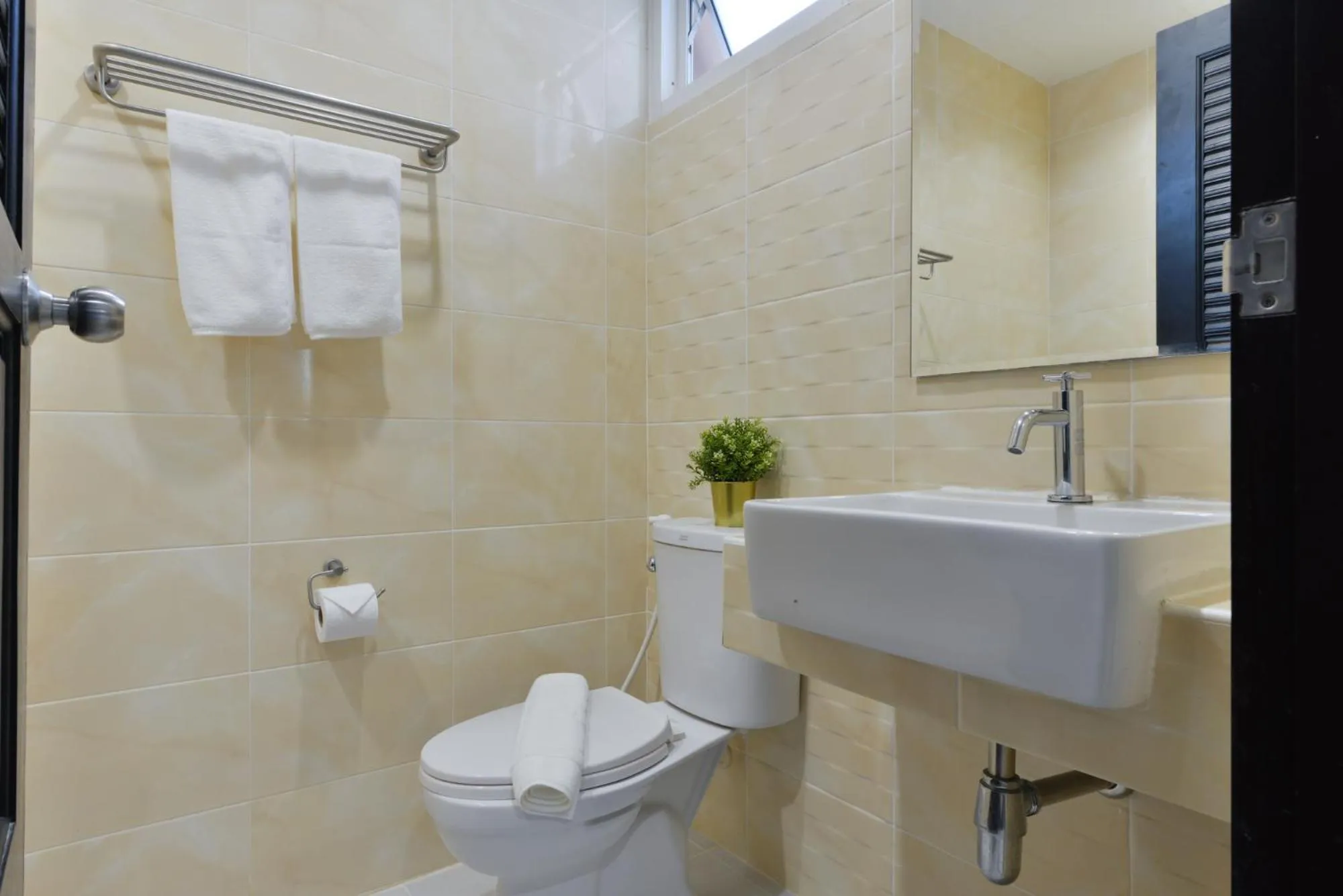 Bathroom in Baan Lamoon