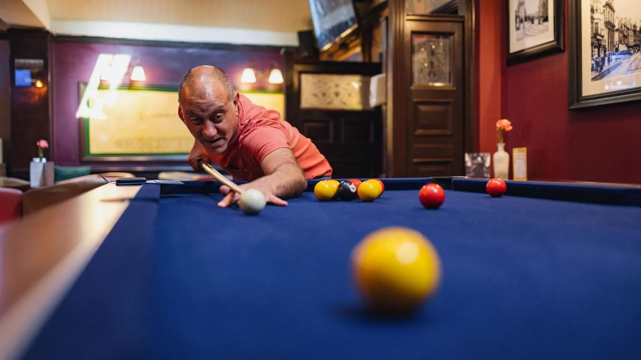 Lounge or bar in The Grapes Pub