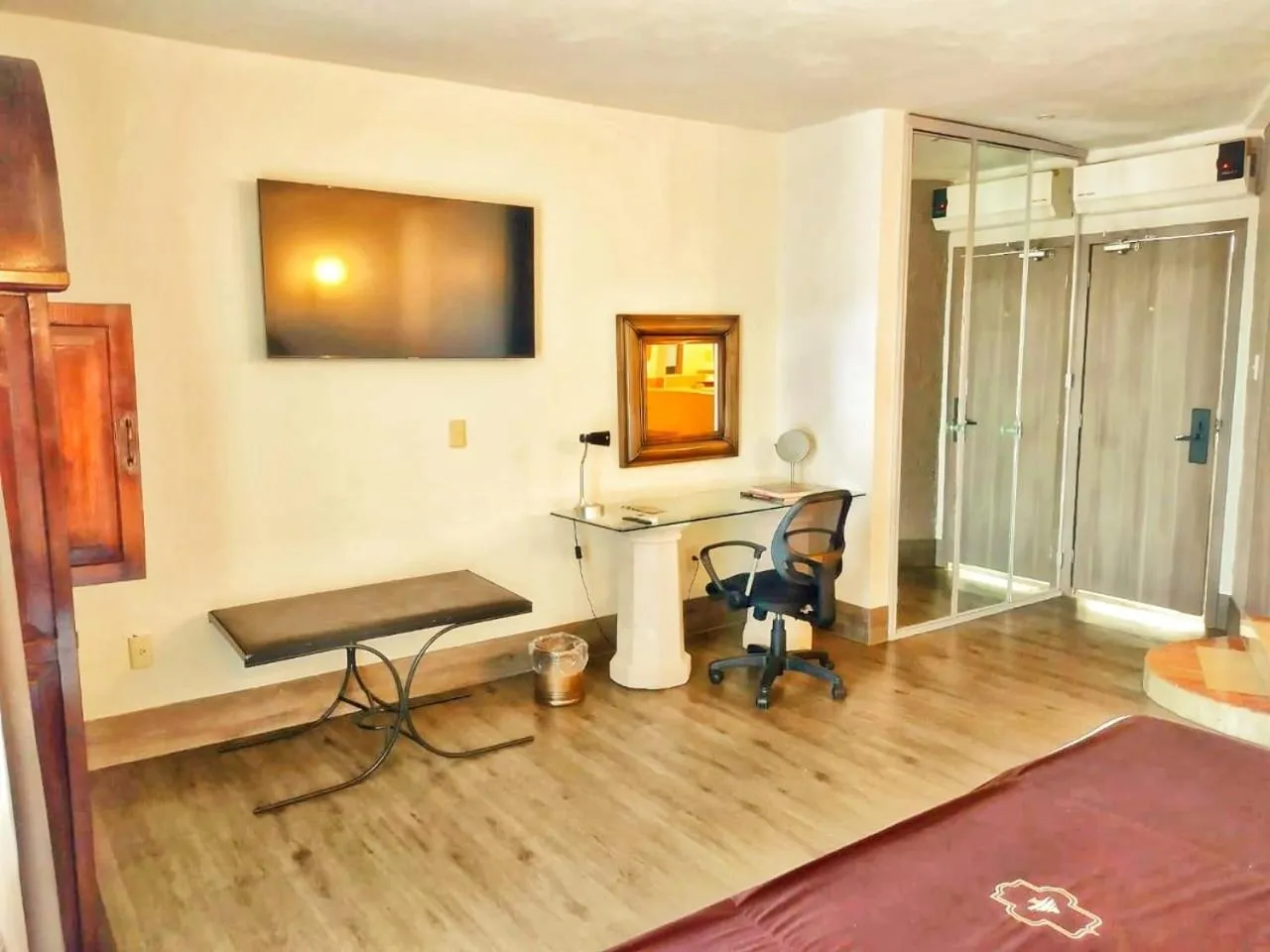 TV and multimedia, Bed in Hotel & Spa Hacienda Baruk