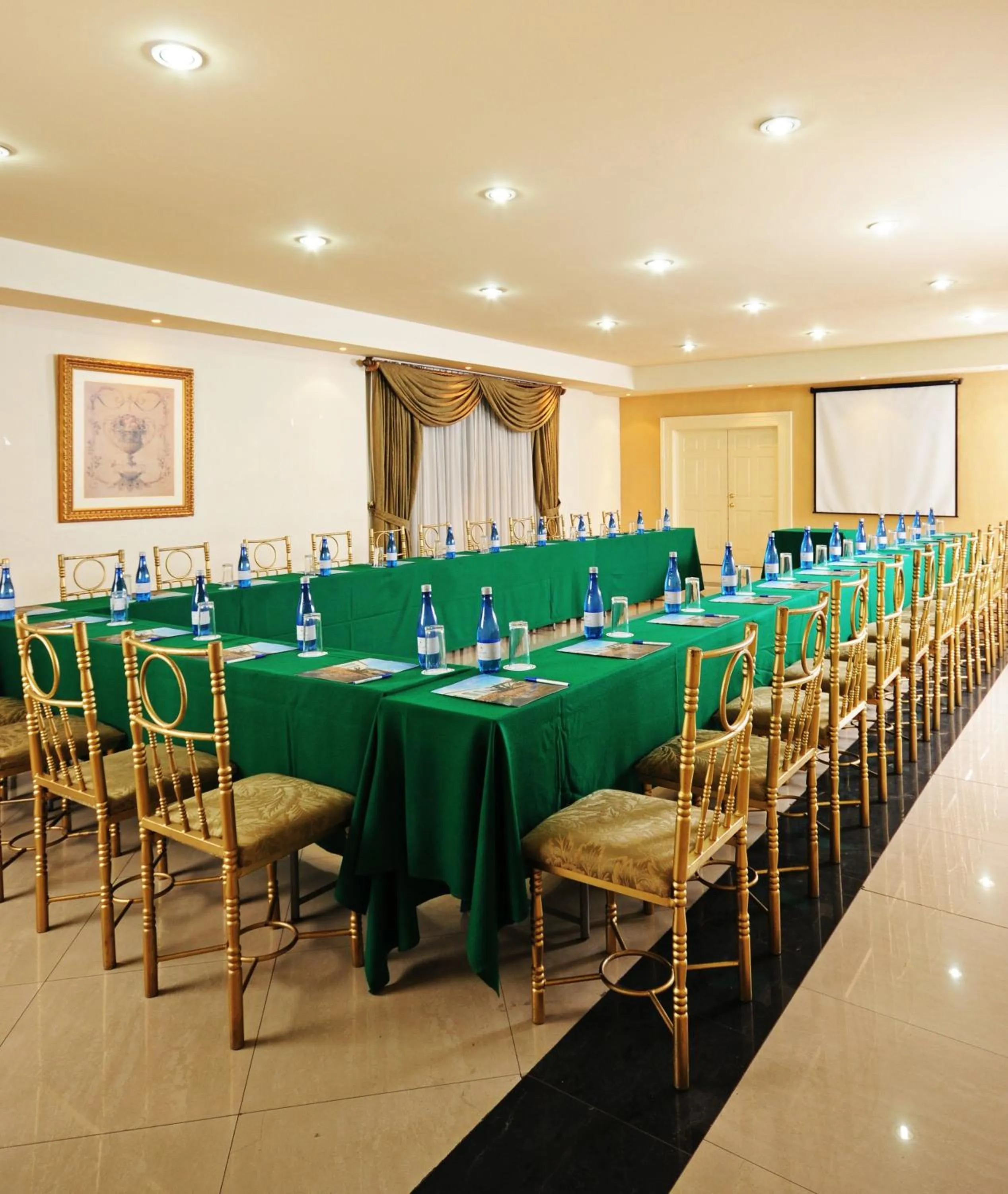 Lounge or bar in Hotel & Spa Hacienda Baruk