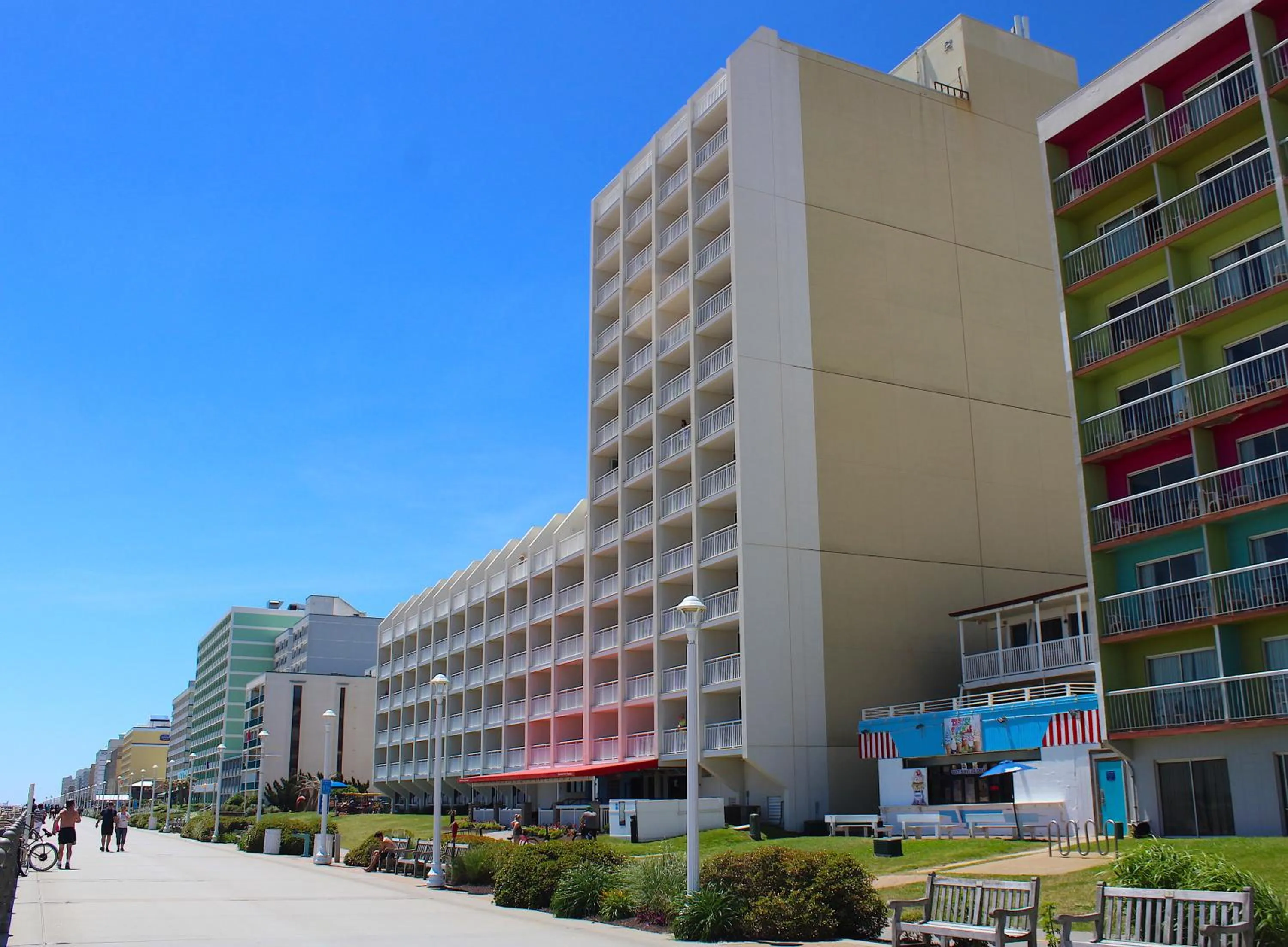 Facade/entrance in Ocean Sands Resort, Oceanfront, Virginia Beach by Vacatia