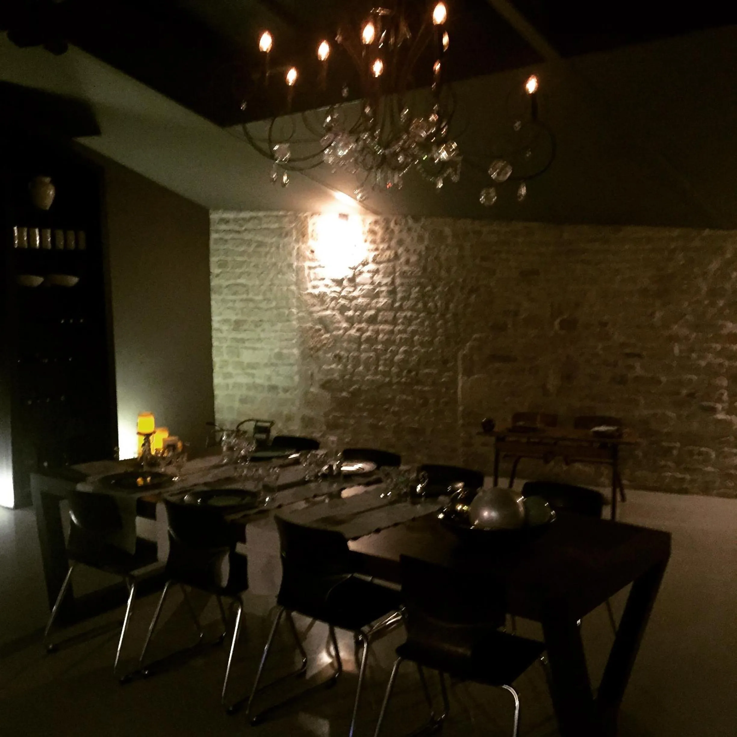 Dining area in Spa campagne design