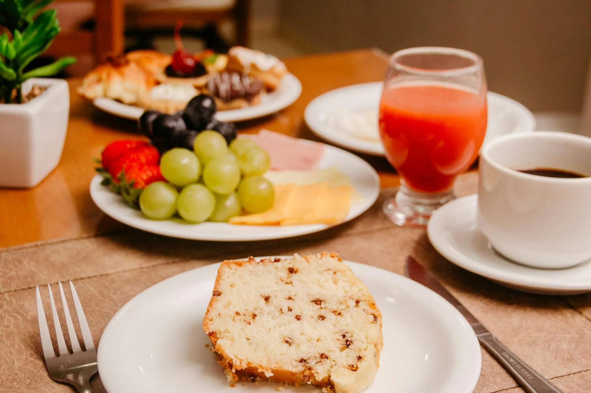 Food and drinks in Nord Easy Green Sunset