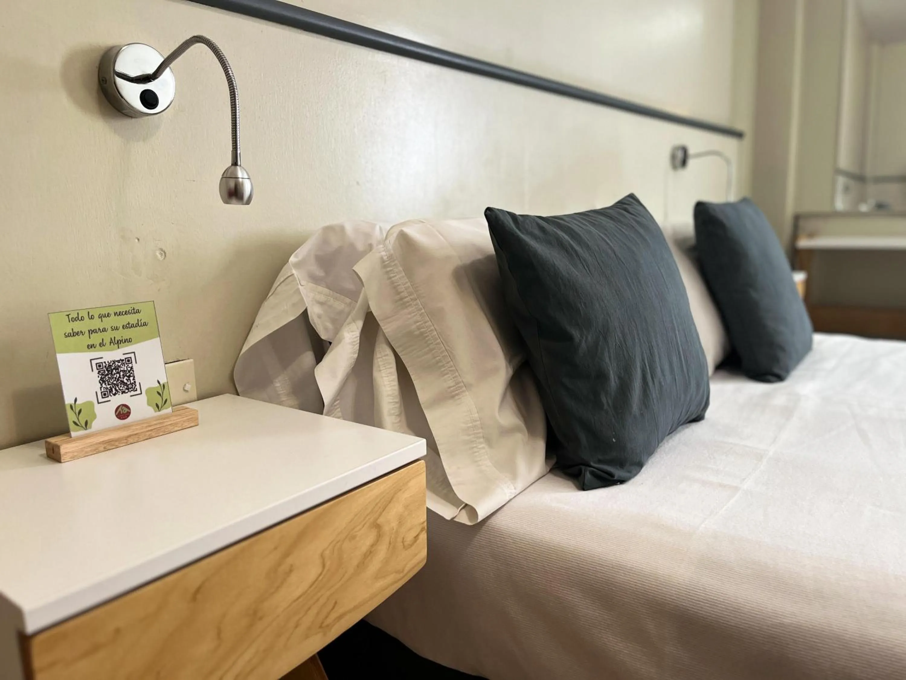 Bedroom, Bed in Alpino Hotel