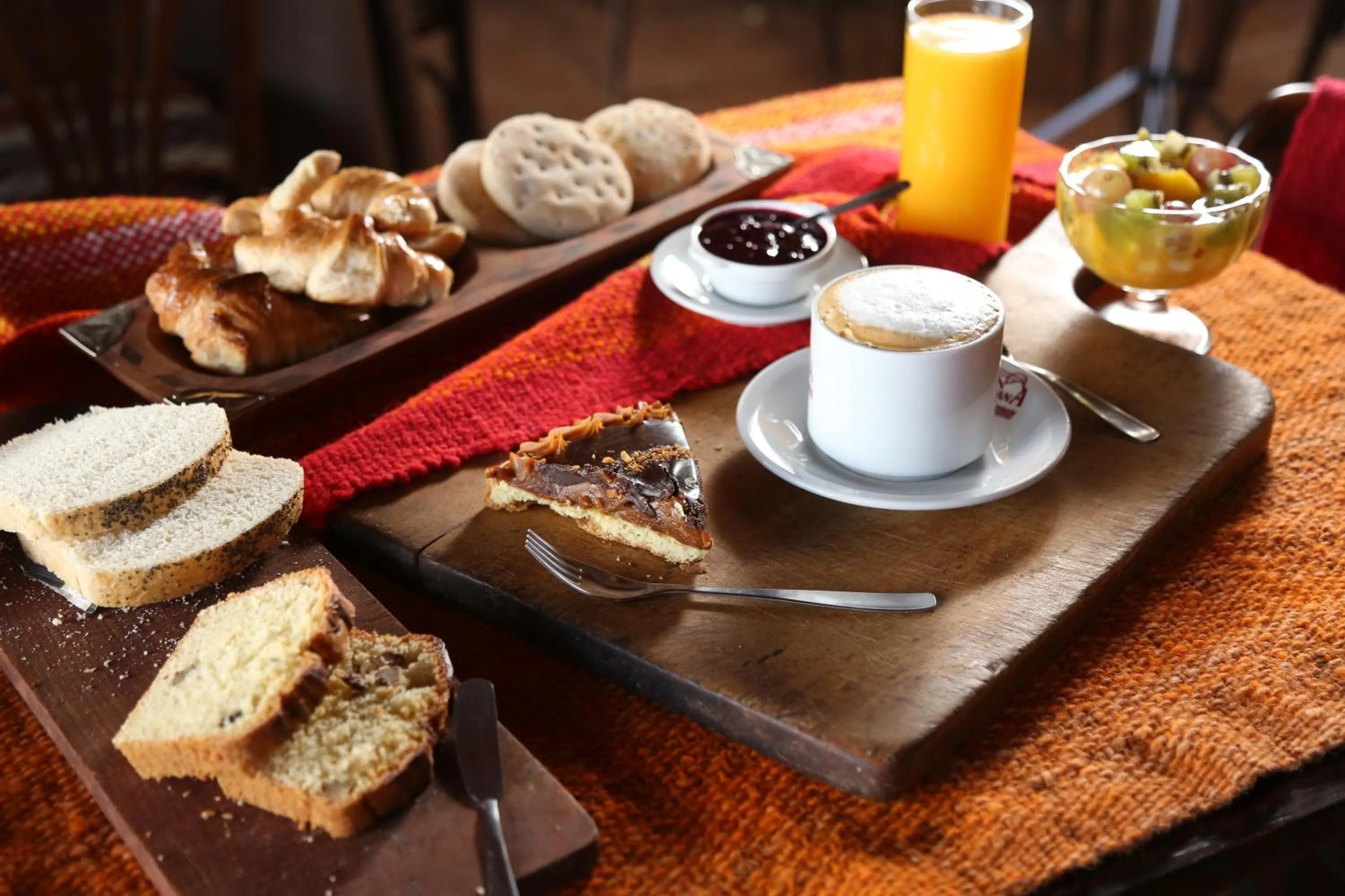 Breakfast in Hostería Lunahuana