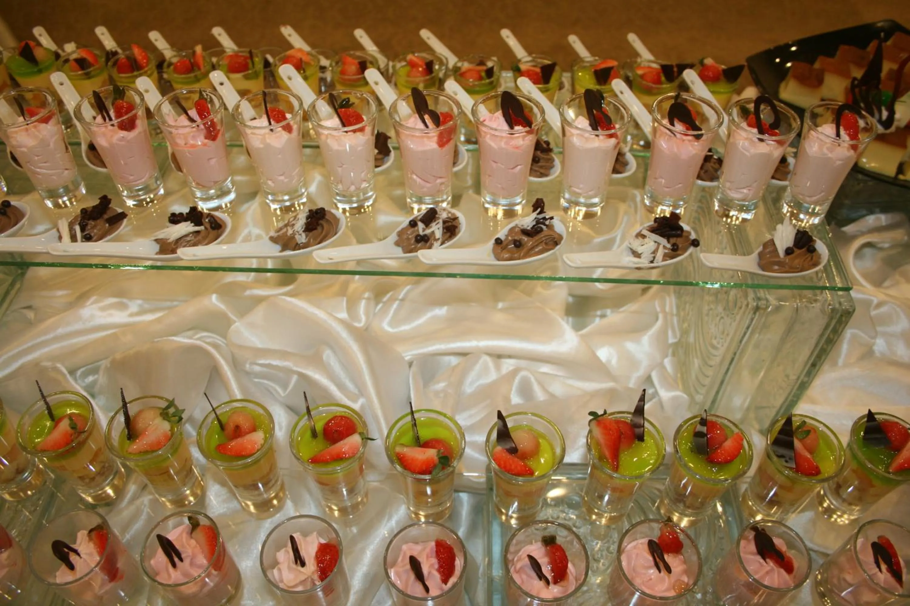 Restaurant/places to eat in Goldi Sands Hotel