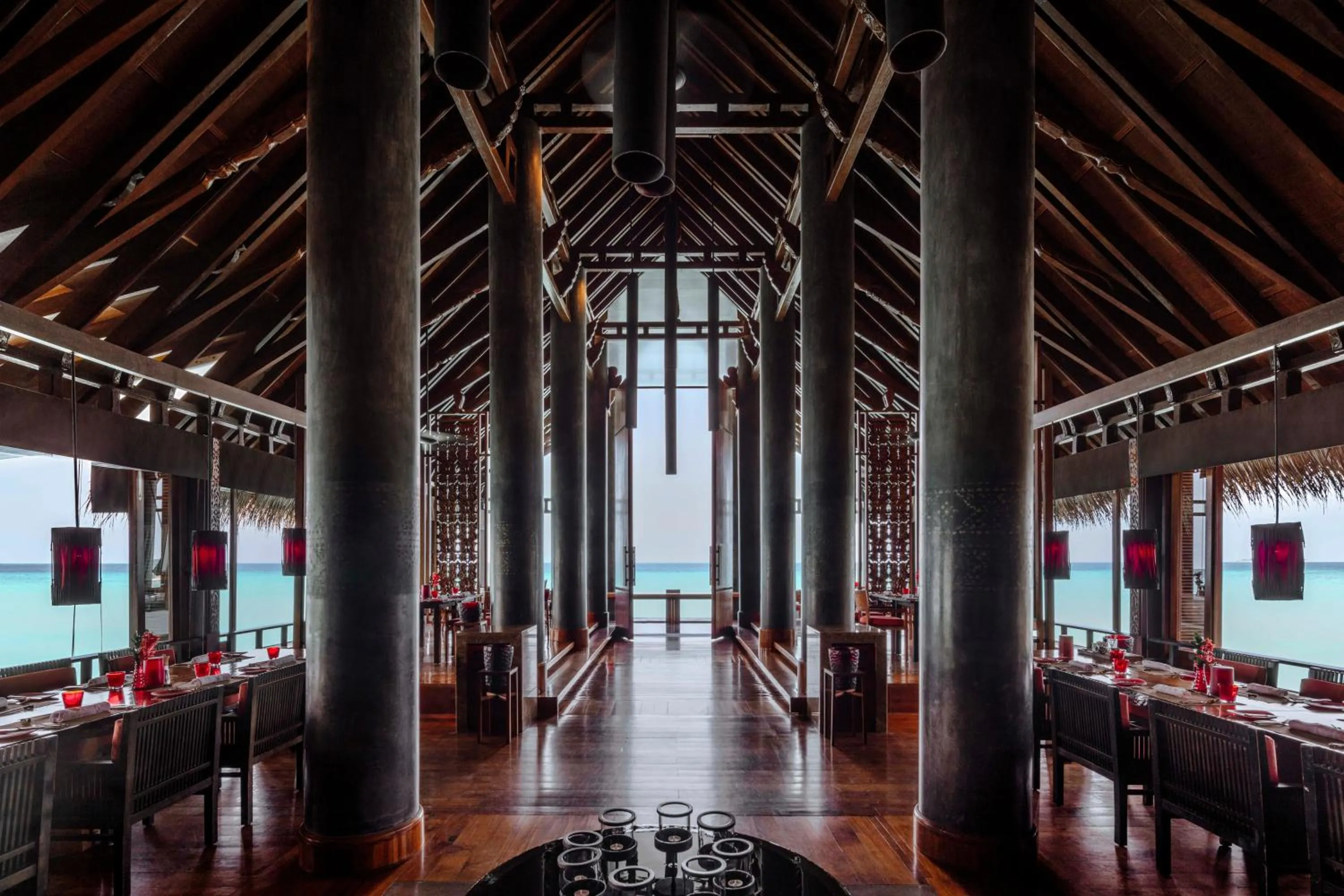 Restaurant/places to eat in One&Only Reethi Rah