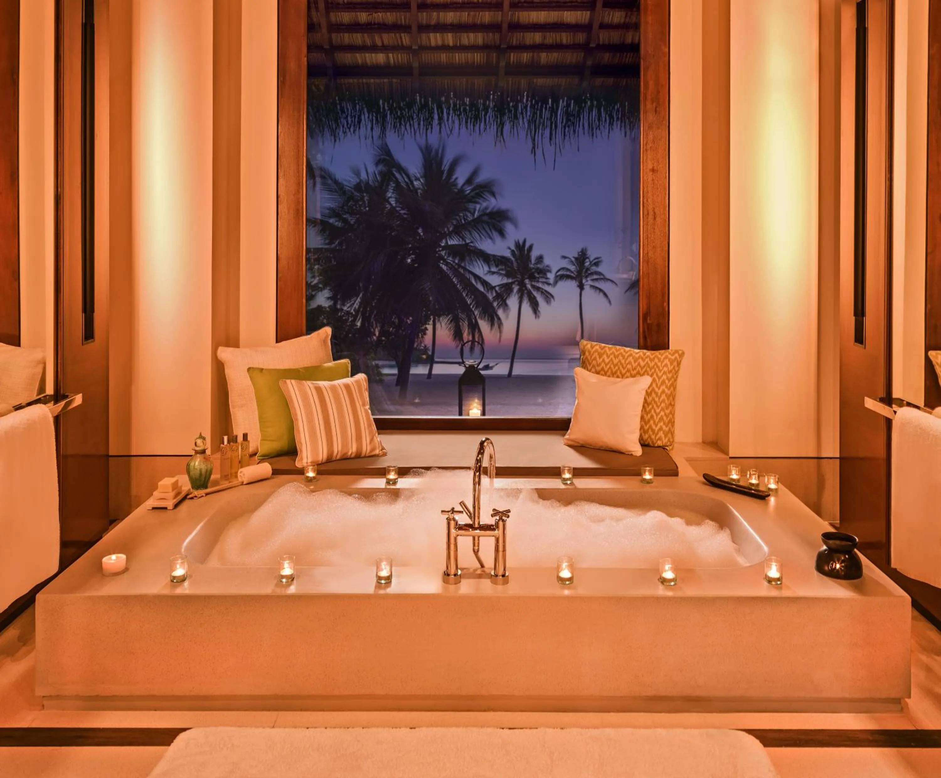 Bathroom in One&Only Reethi Rah