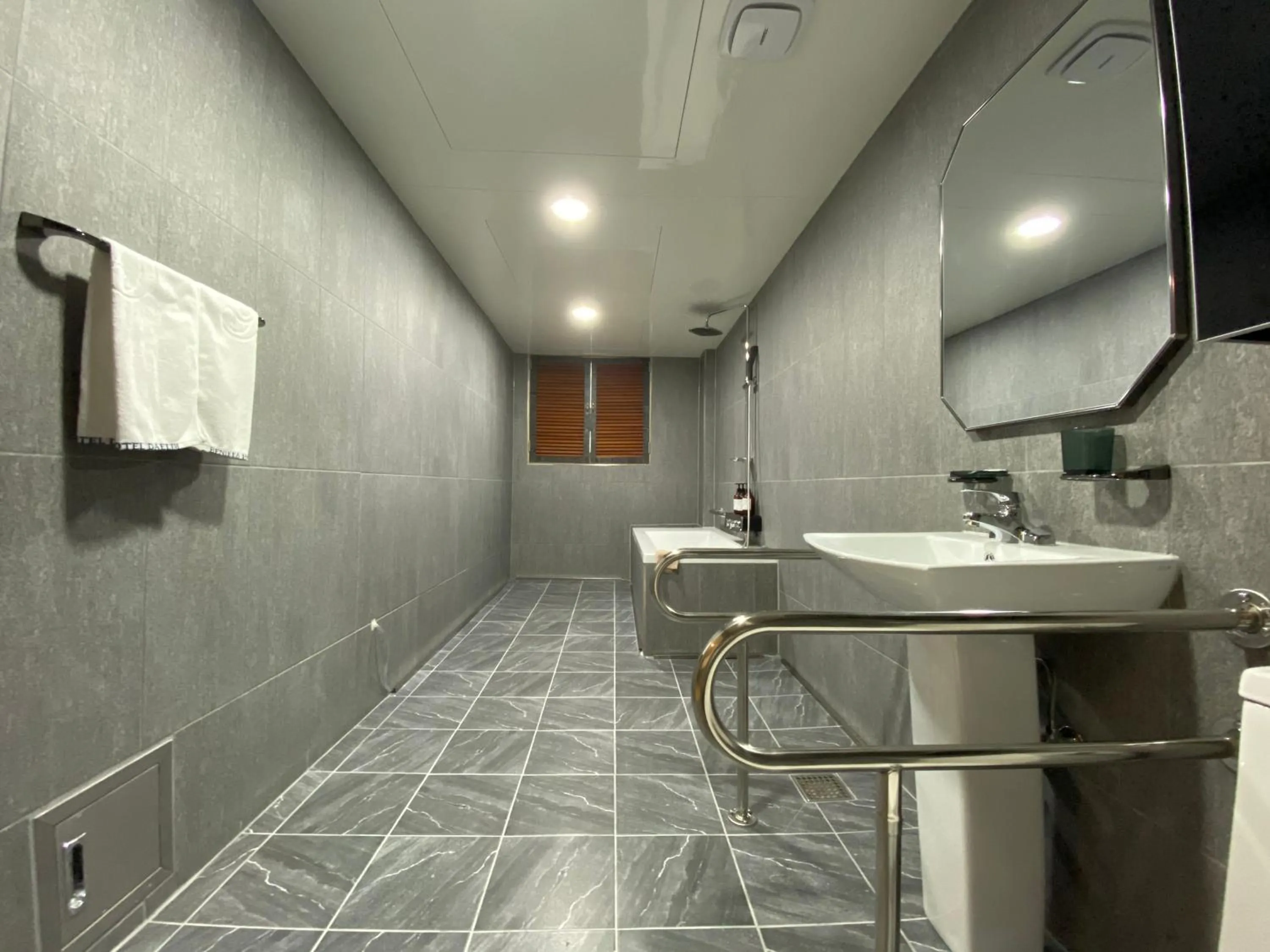 Facility for disabled guests in Benikea Daelim Hotel