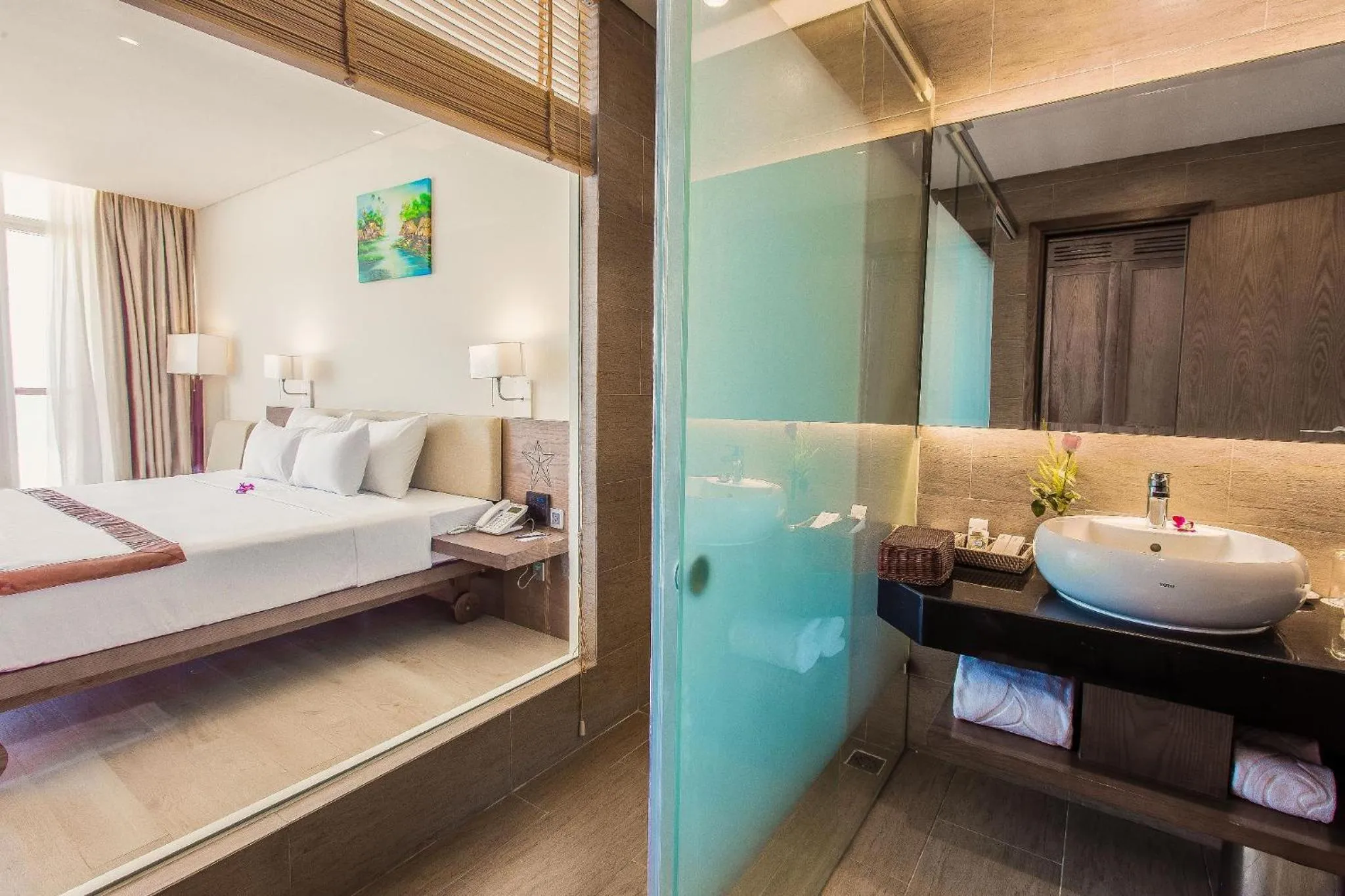 Bathroom, Bed in Sandy Beach Non Nuoc Resort