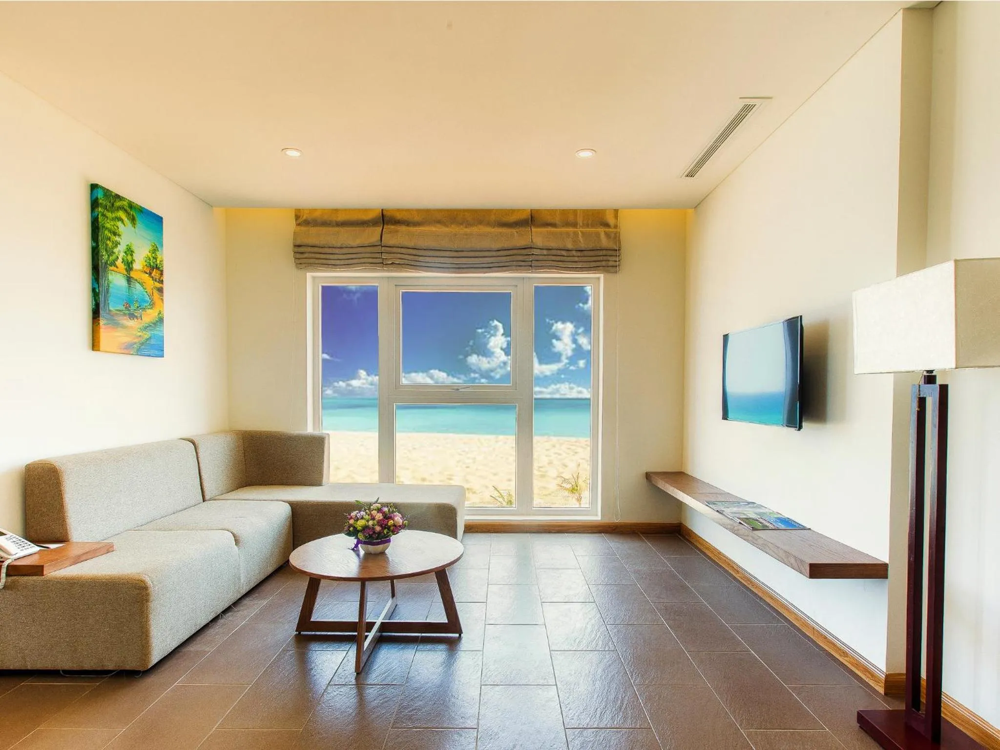 Living room in Sandy Beach Non Nuoc Resort