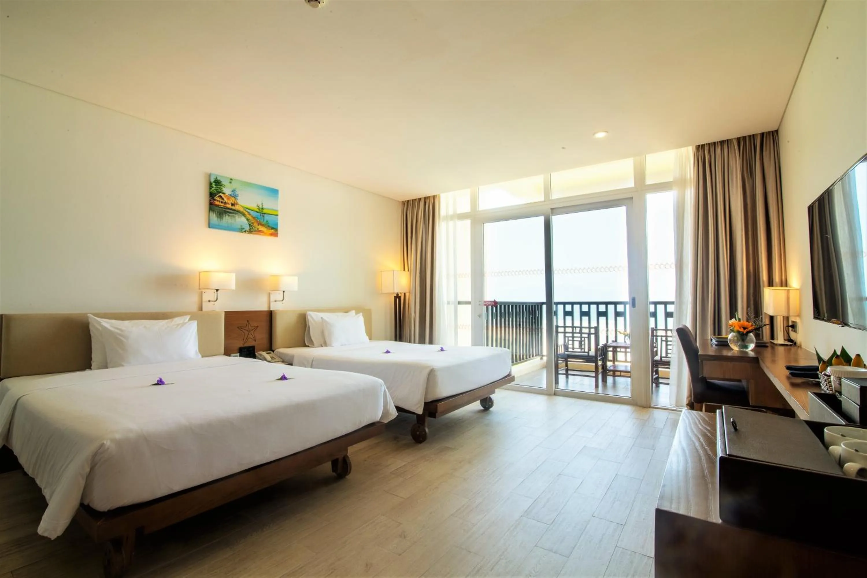 TV and multimedia, Bed in Sandy Beach Non Nuoc Resort