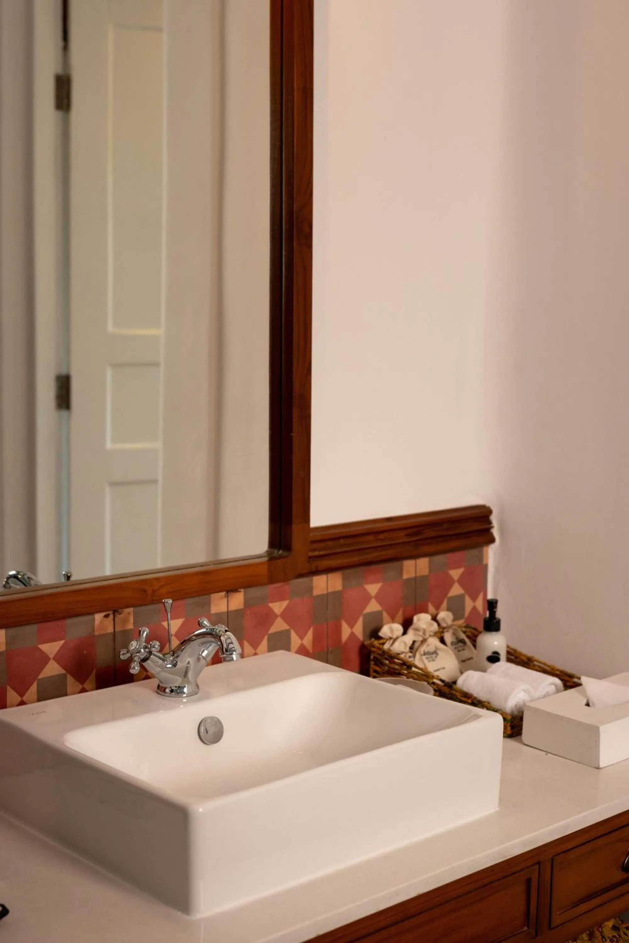 Bathroom in Jetwing St Andrew's