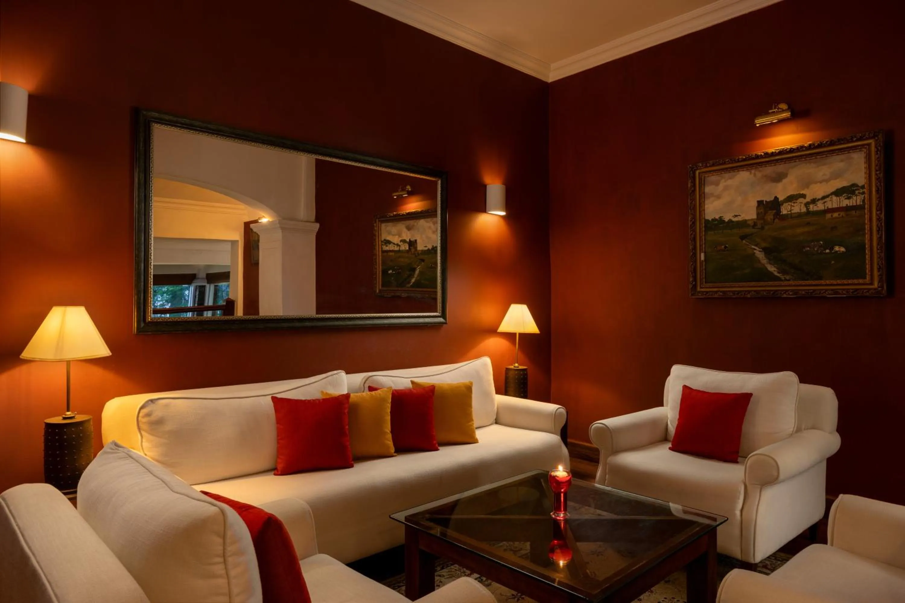 Lounge or bar in Jetwing St Andrew's