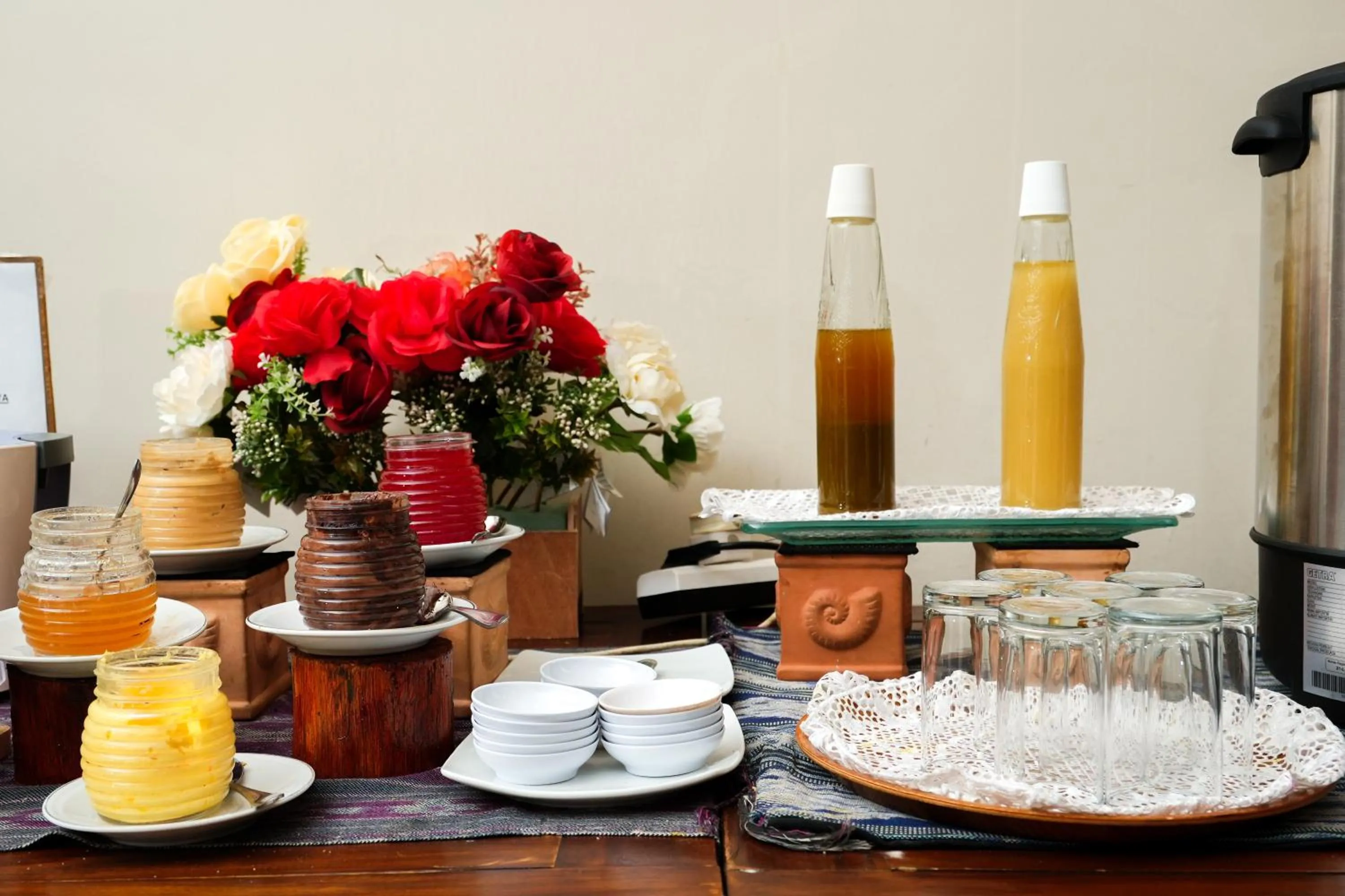 Food and drinks in Samawa Transit Hotel