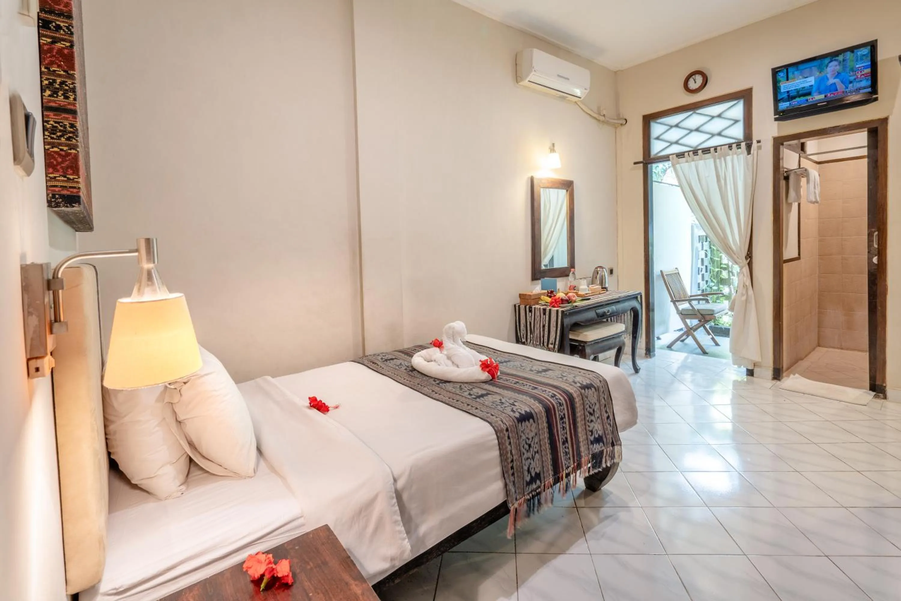 Bedroom, Bed in Samawa Transit Hotel