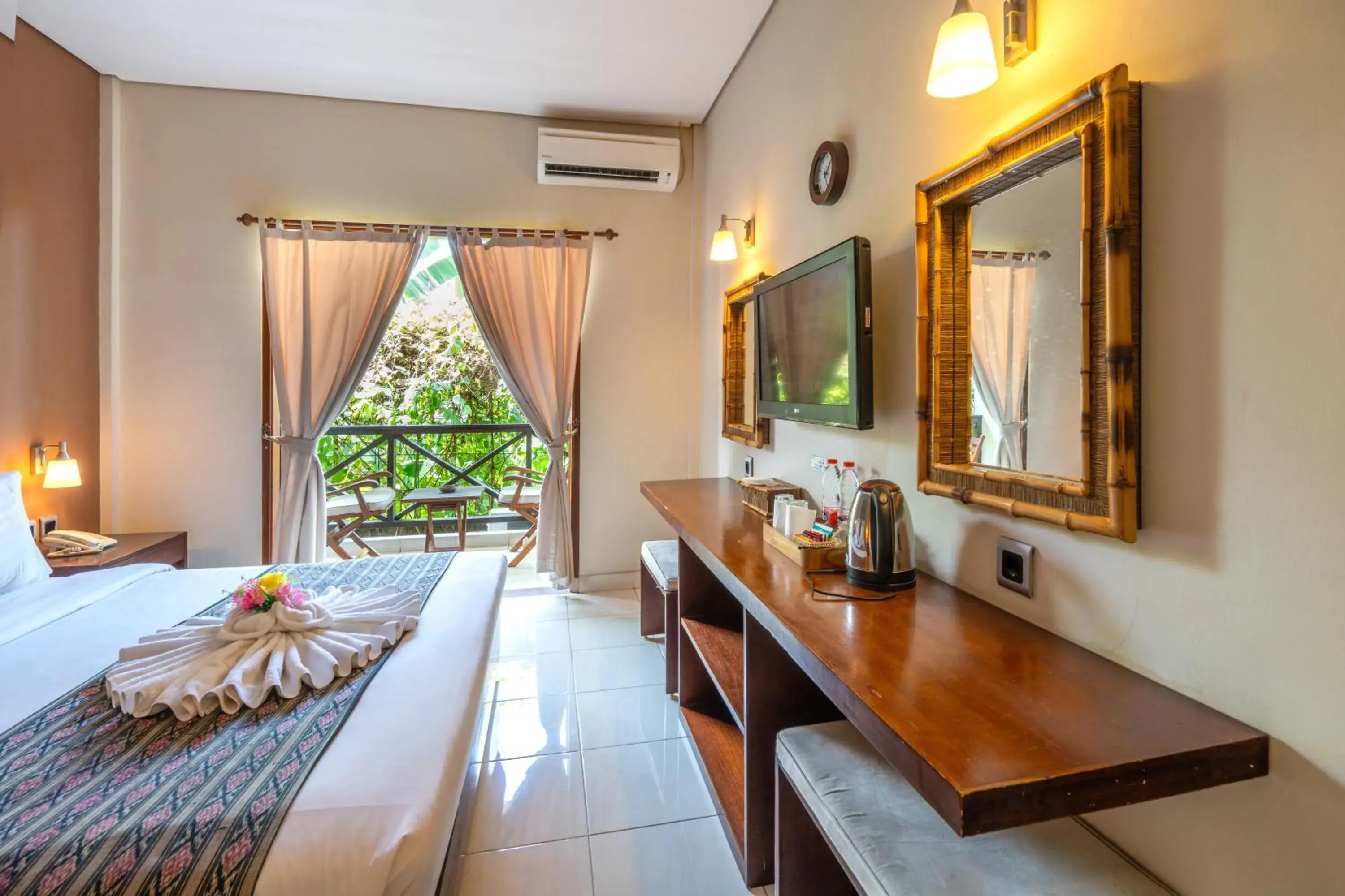 Standard Double or Twin Room in Samawa Transit Hotel Standard Double or Twin Room in Samawa Transit Hotel