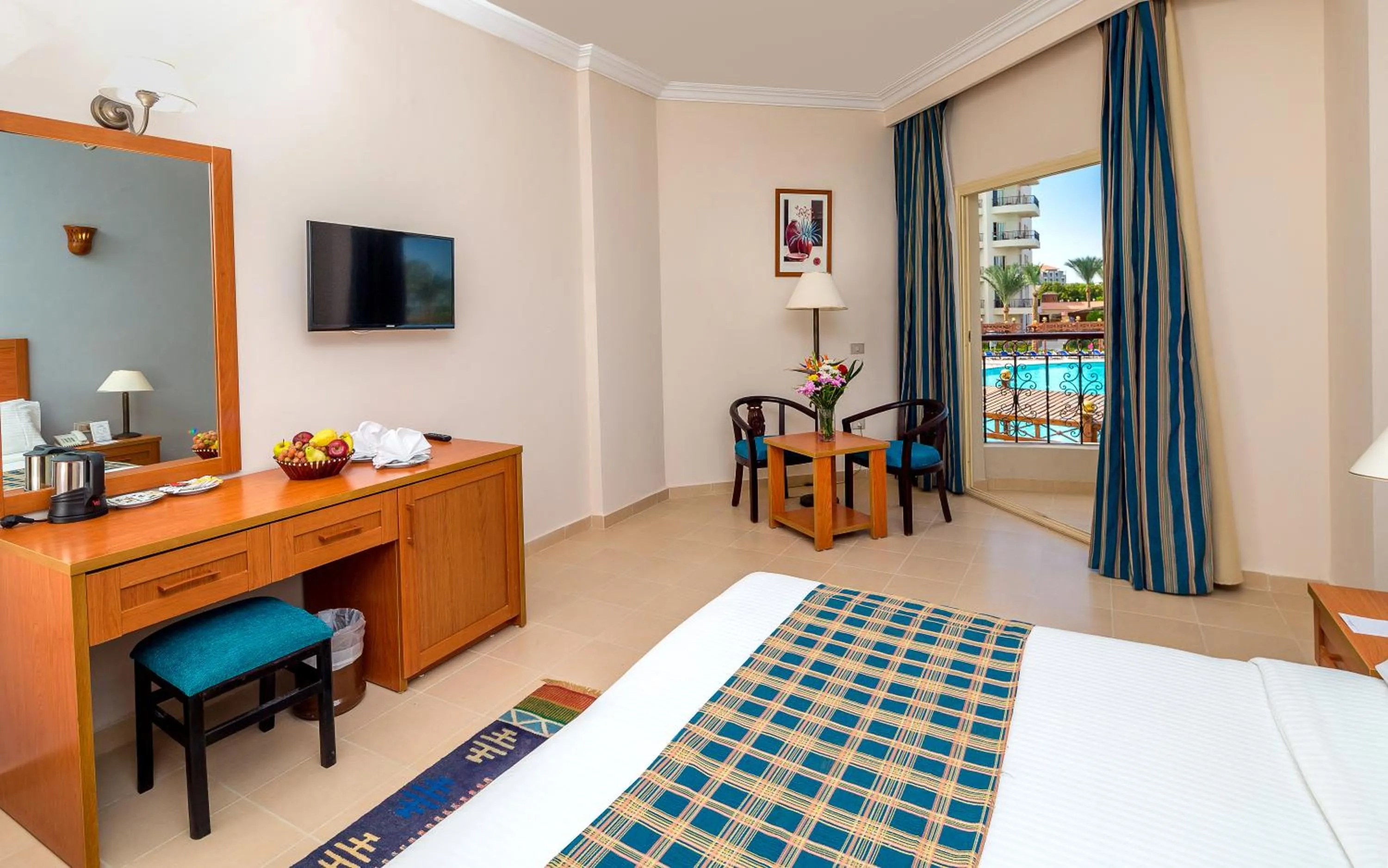 Bedroom in Hawaii Le Jardin Aqua Resort - Families and Couples Only