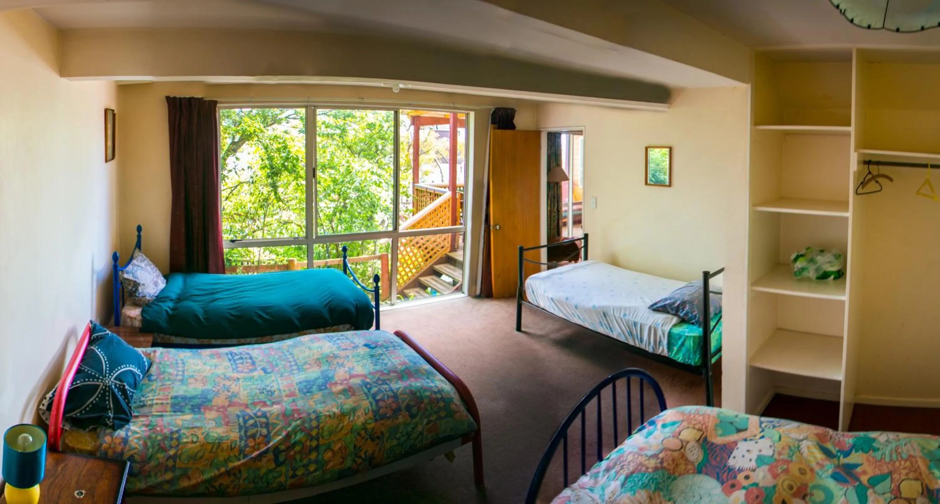 Bedroom, Bed in The Palace Backpackers