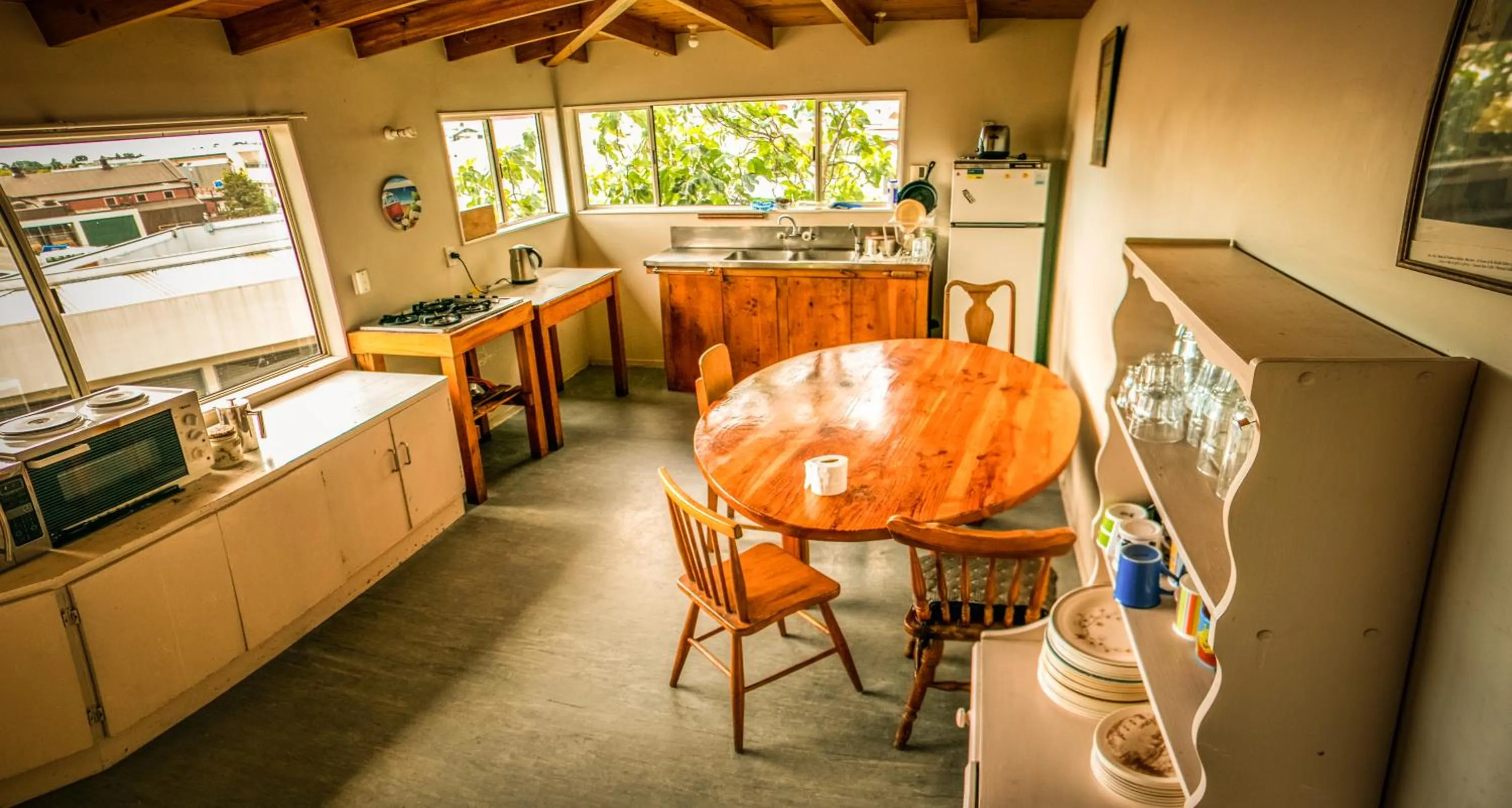 Kitchen or kitchenette in The Palace Backpackers