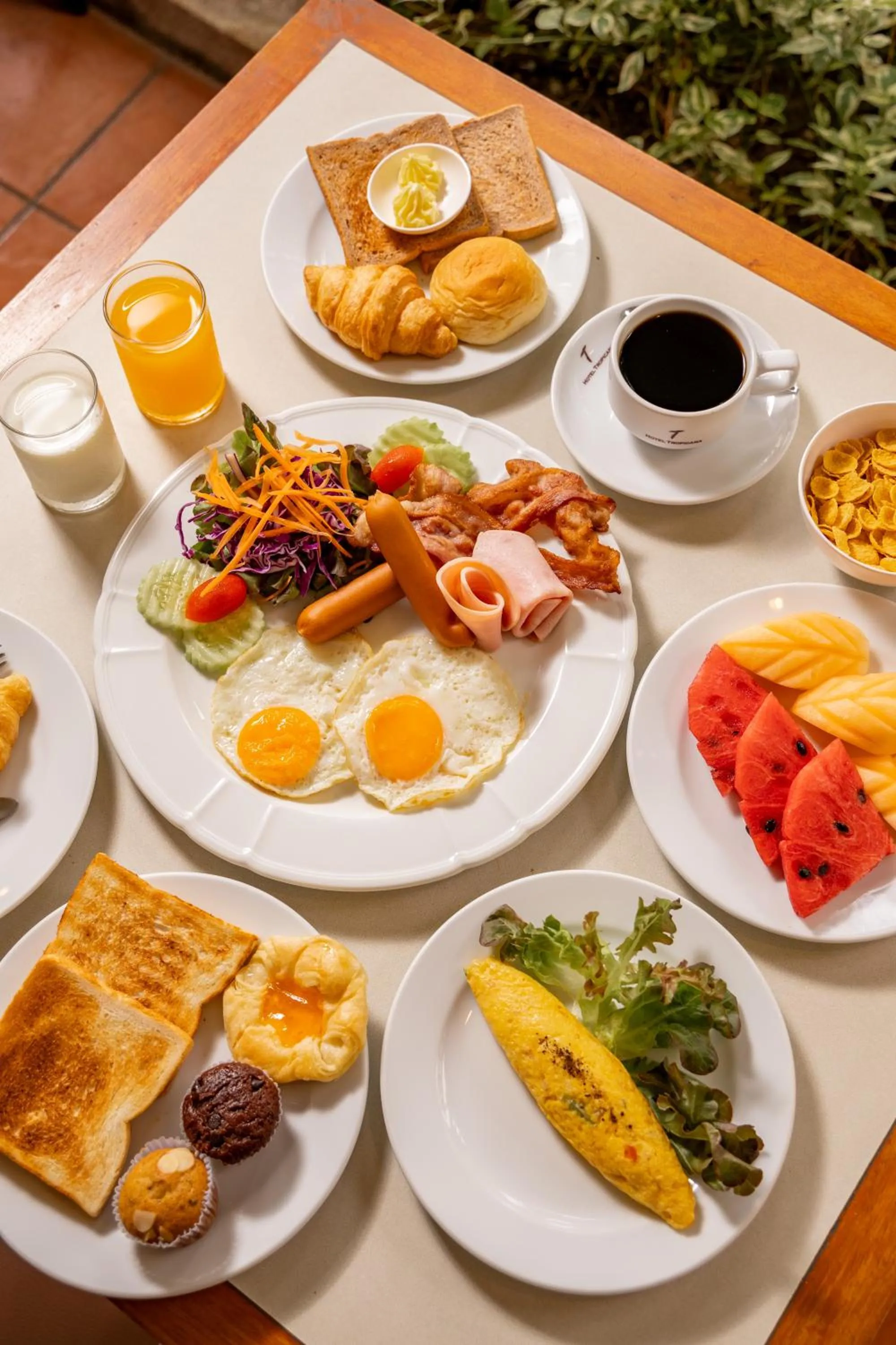 Breakfast in Hotel Tropicana Pattaya