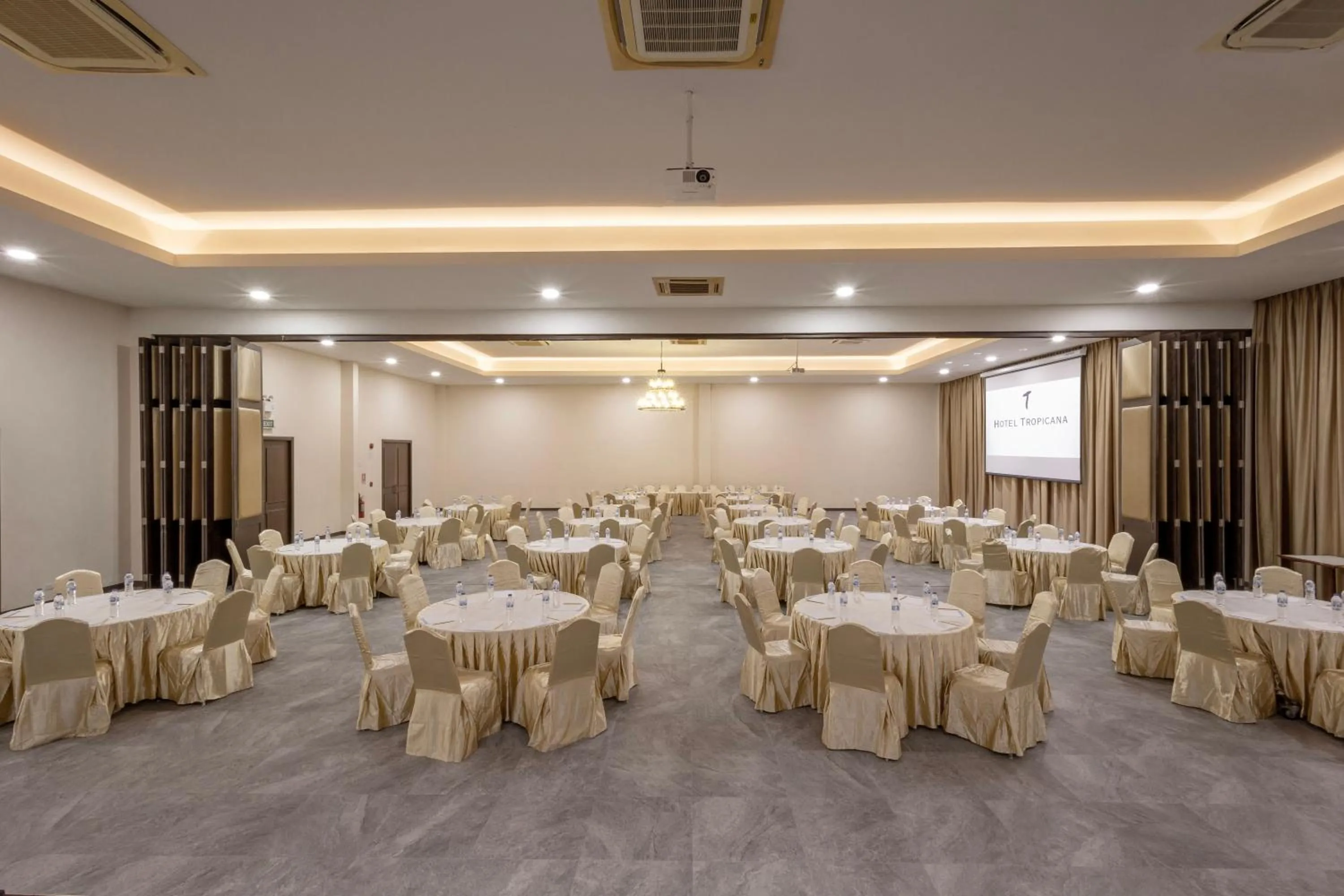 Meeting/conference room in Hotel Tropicana Pattaya