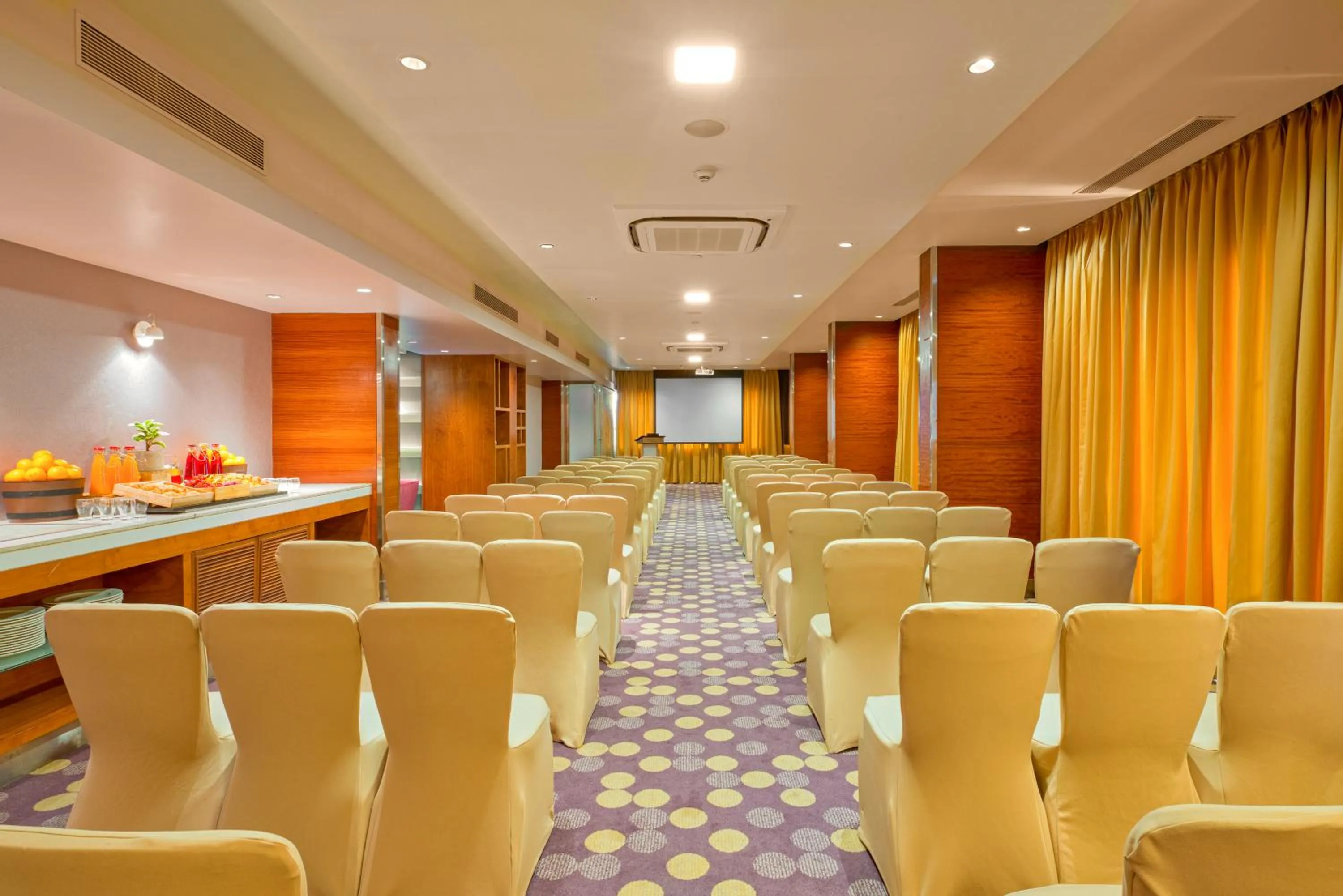 Banquet/Function facilities in Novotel Bengaluru Outer Ring Road