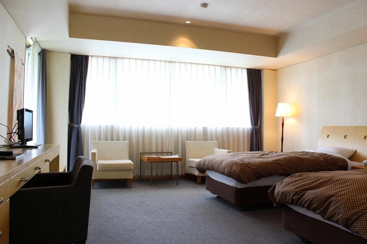 Photo of the whole room, TV/Entertainment Center in Qraud