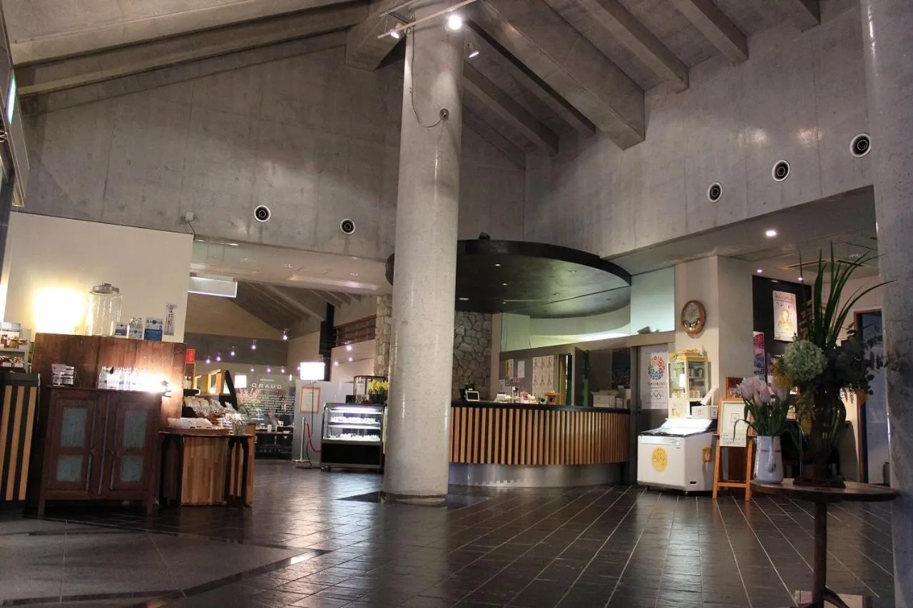 Lobby or reception in Qraud