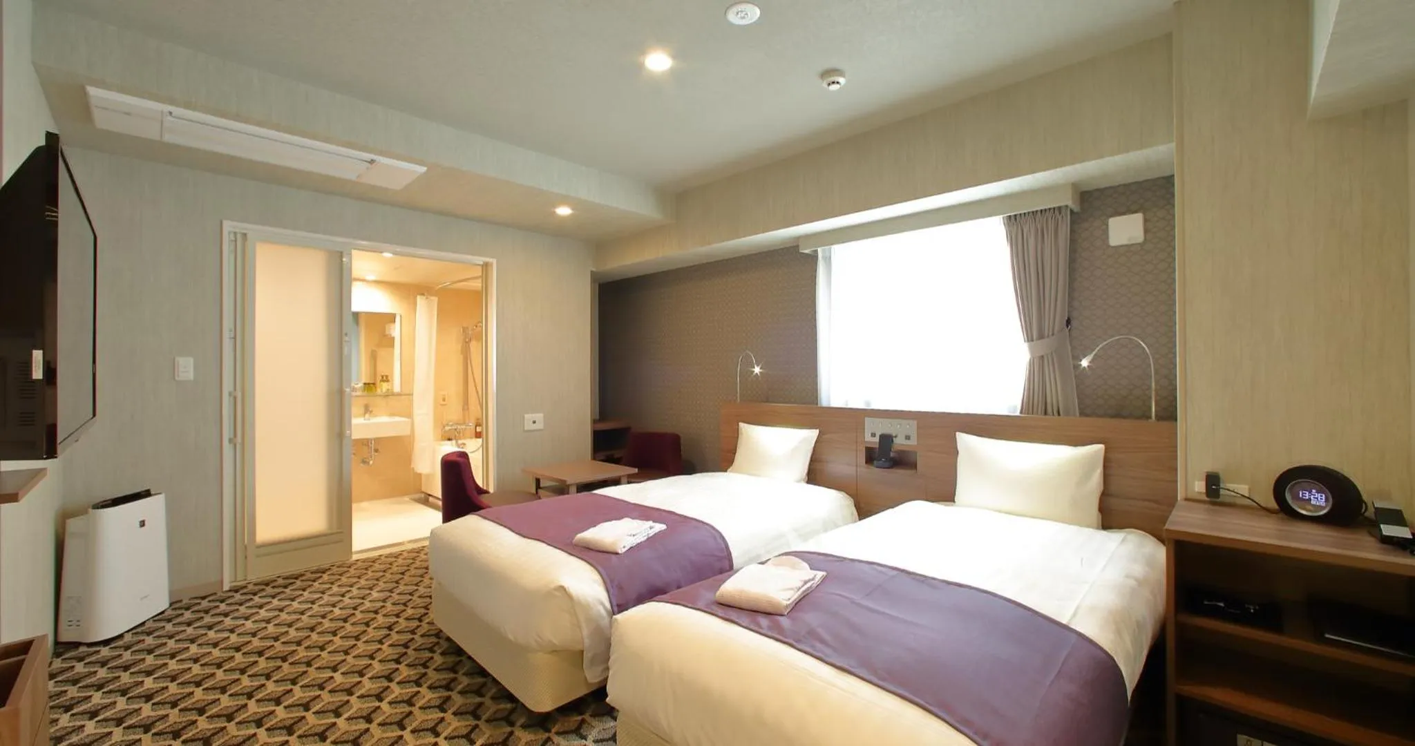 Bed in Hotel Oriental Express Osaka Shinsaibashi