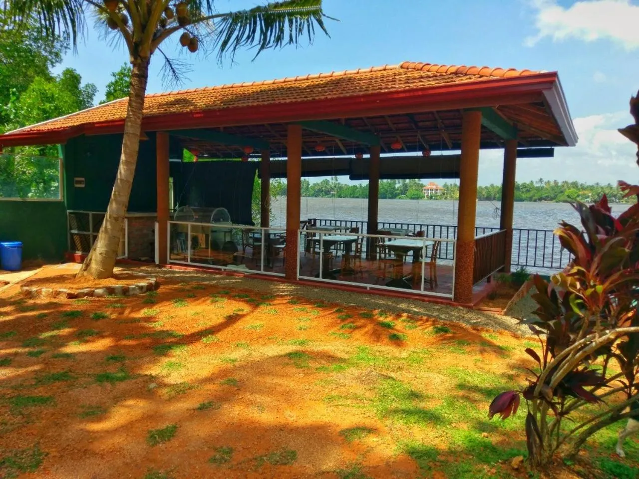 Restaurant/places to eat in Selavi Resort Bentota