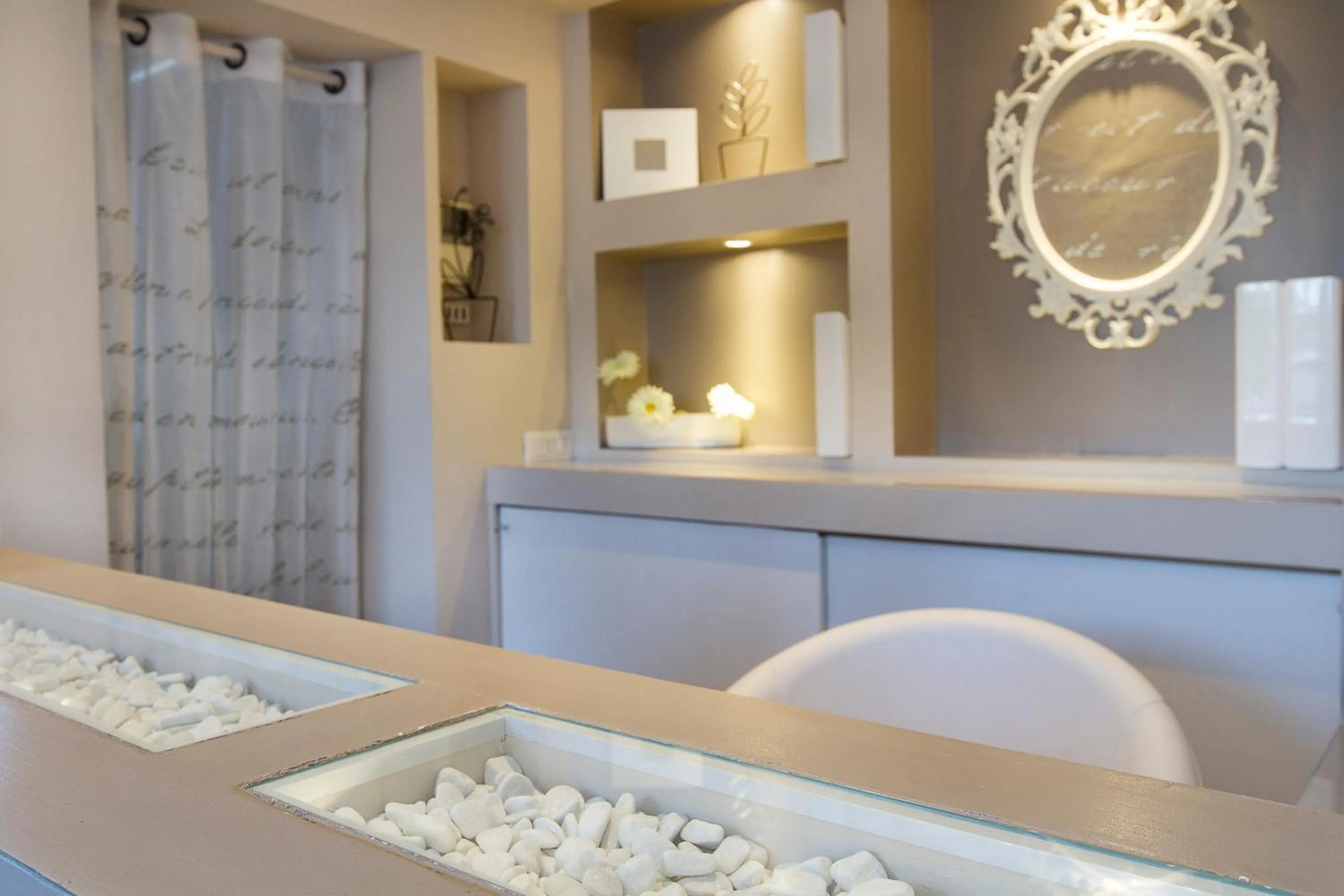 Lobby or reception in Antica Locanda Del Villoresi