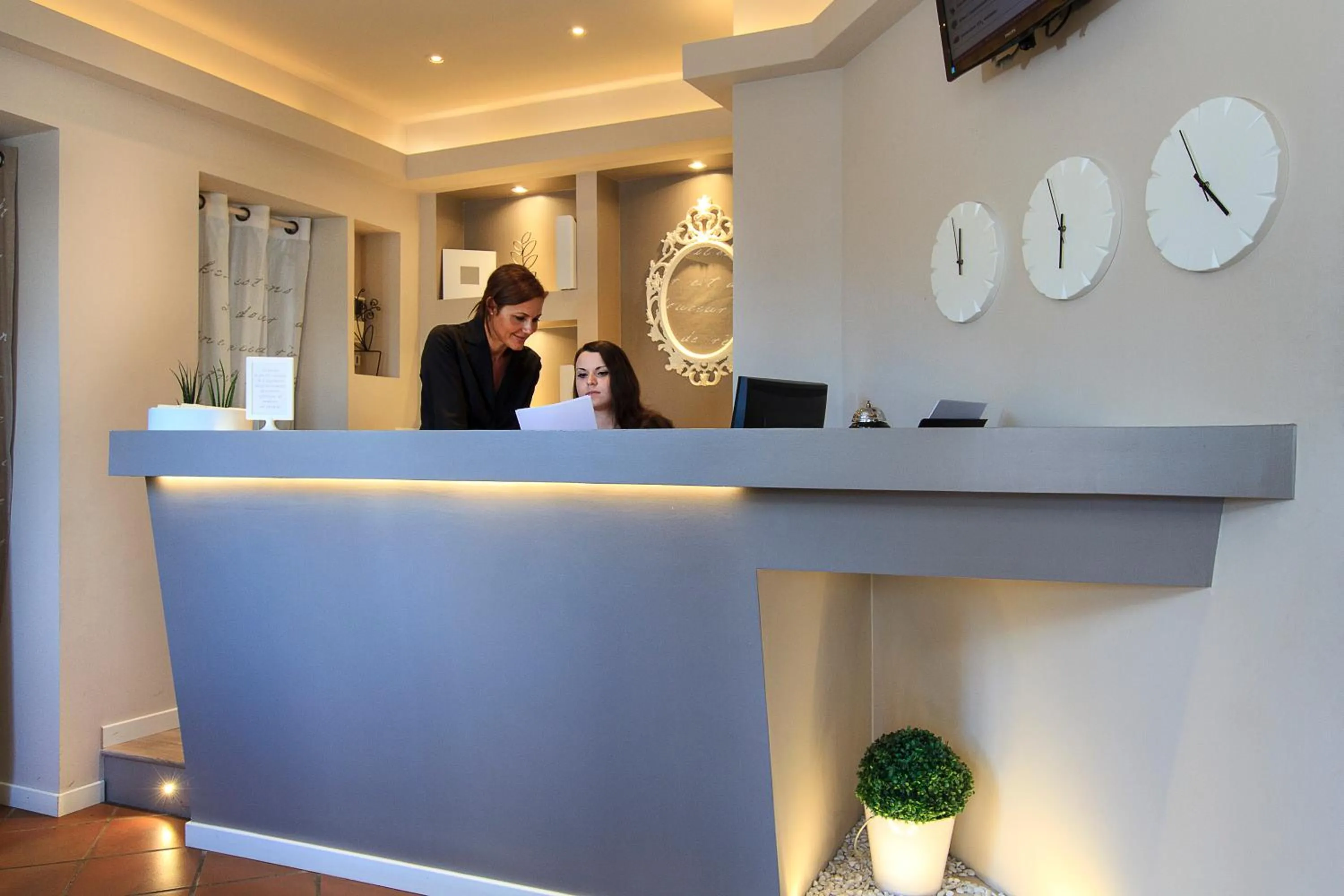 Lobby or reception in Antica Locanda Del Villoresi