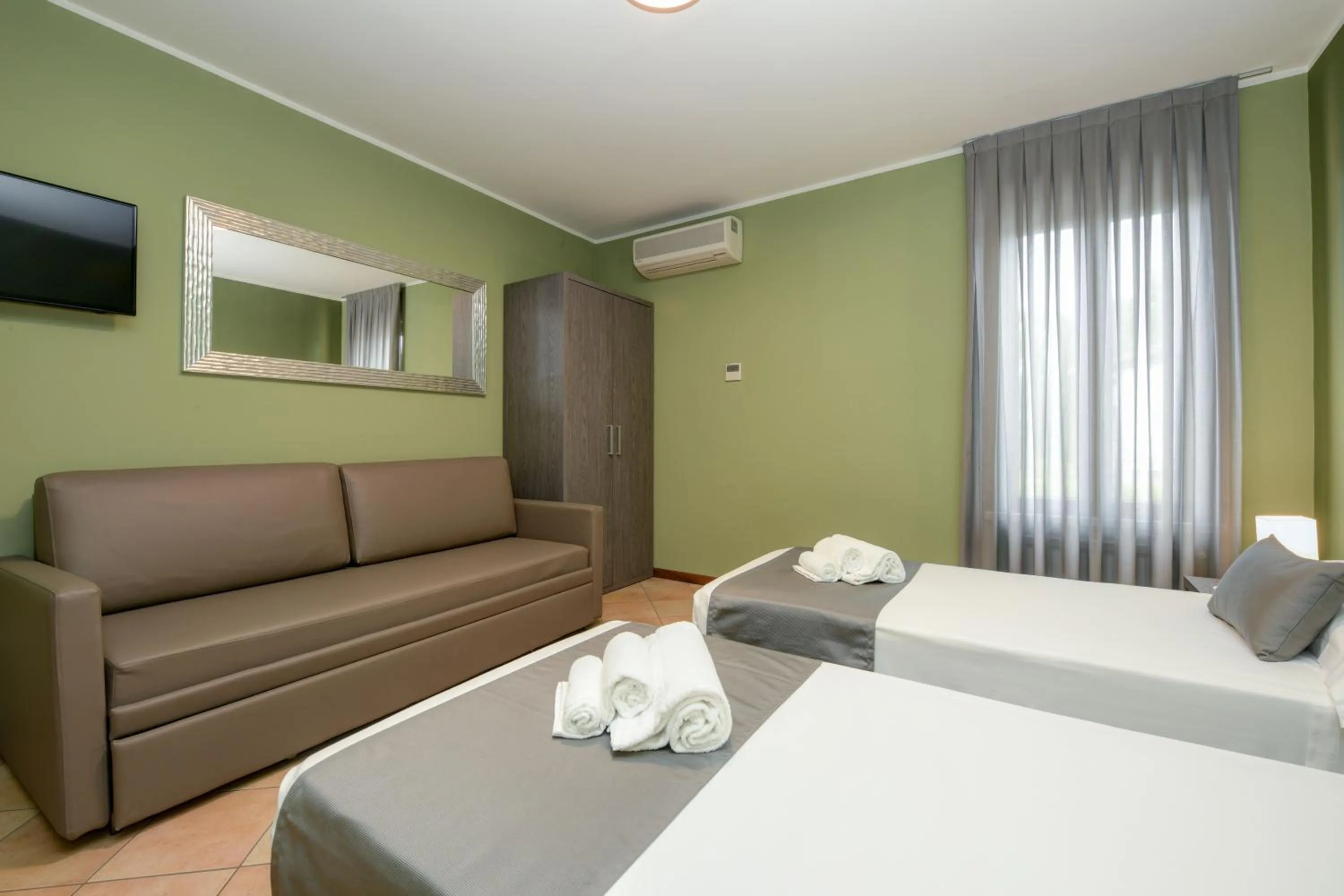 Photo of the whole room, Bed in Albergo Locanda Primavera