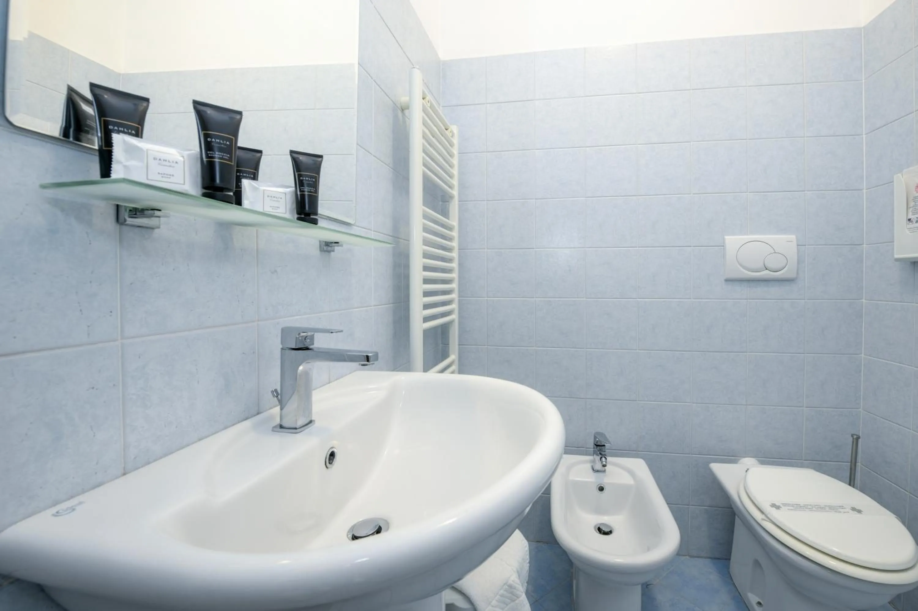 Bathroom in Albergo Locanda Primavera