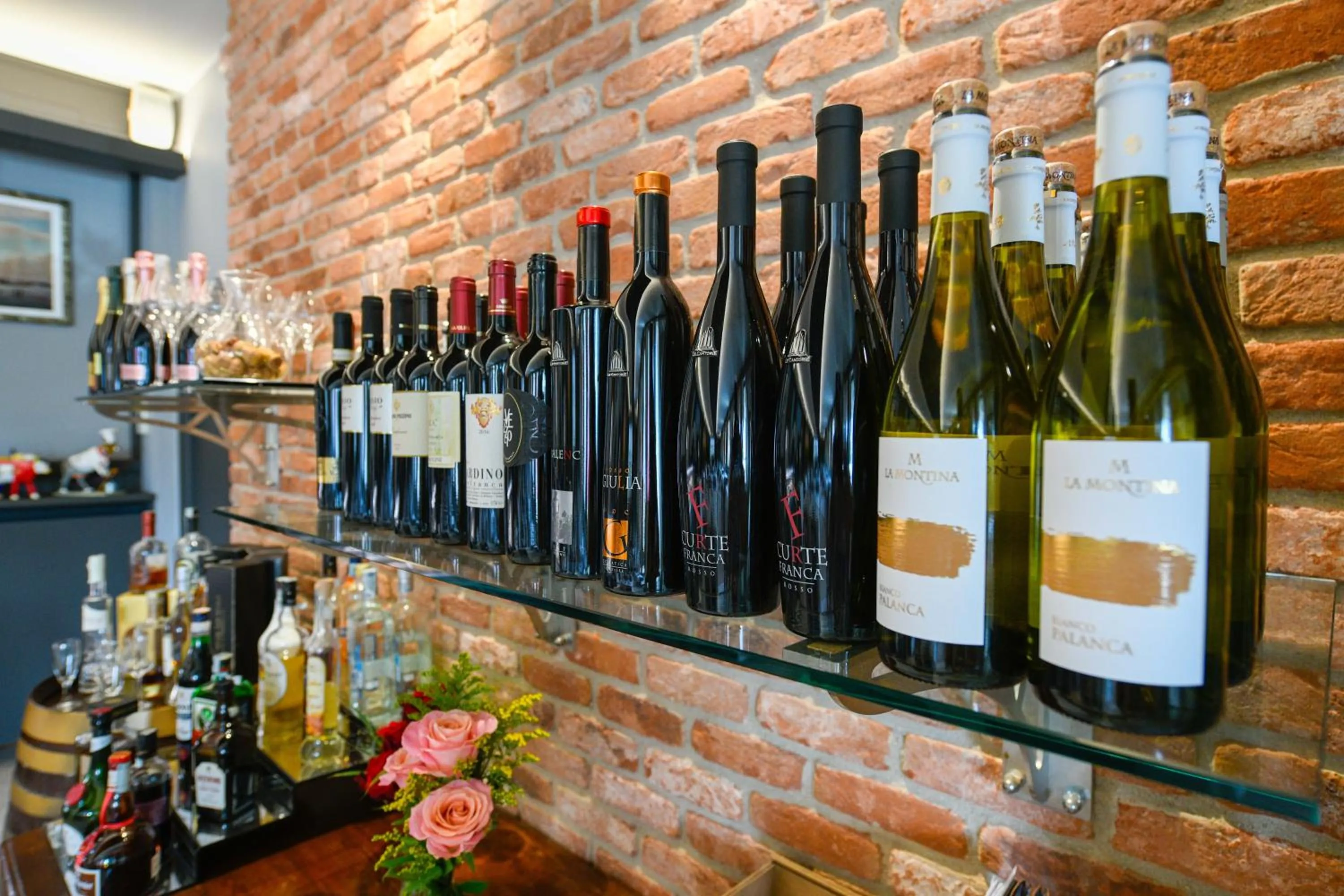 Restaurant/places to eat in Albergo Locanda Primavera