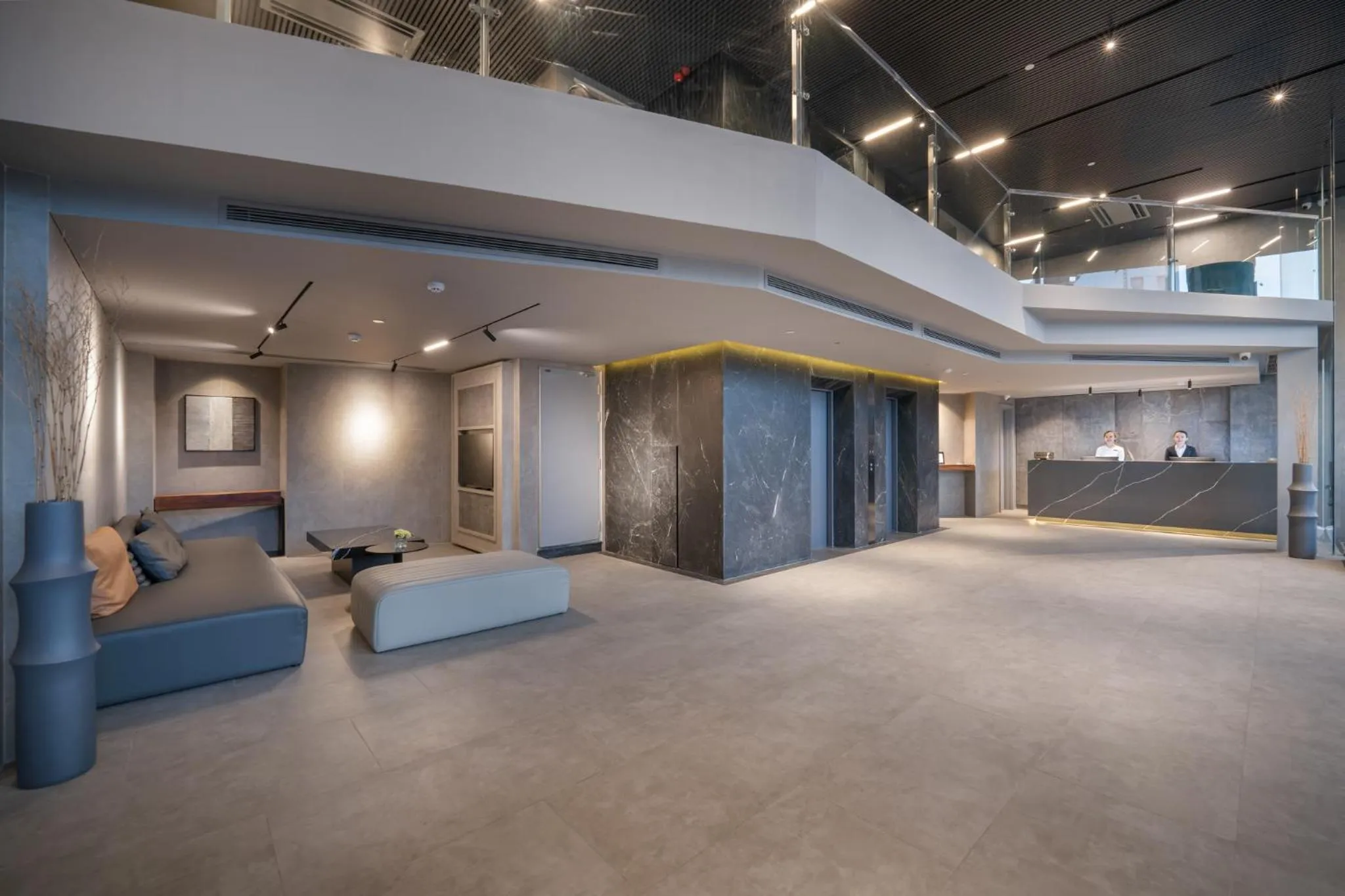 Lobby or reception in San Marino Boutique Danang - 10 mins to Dragon Bridge & 15 mins to My Khe Beach