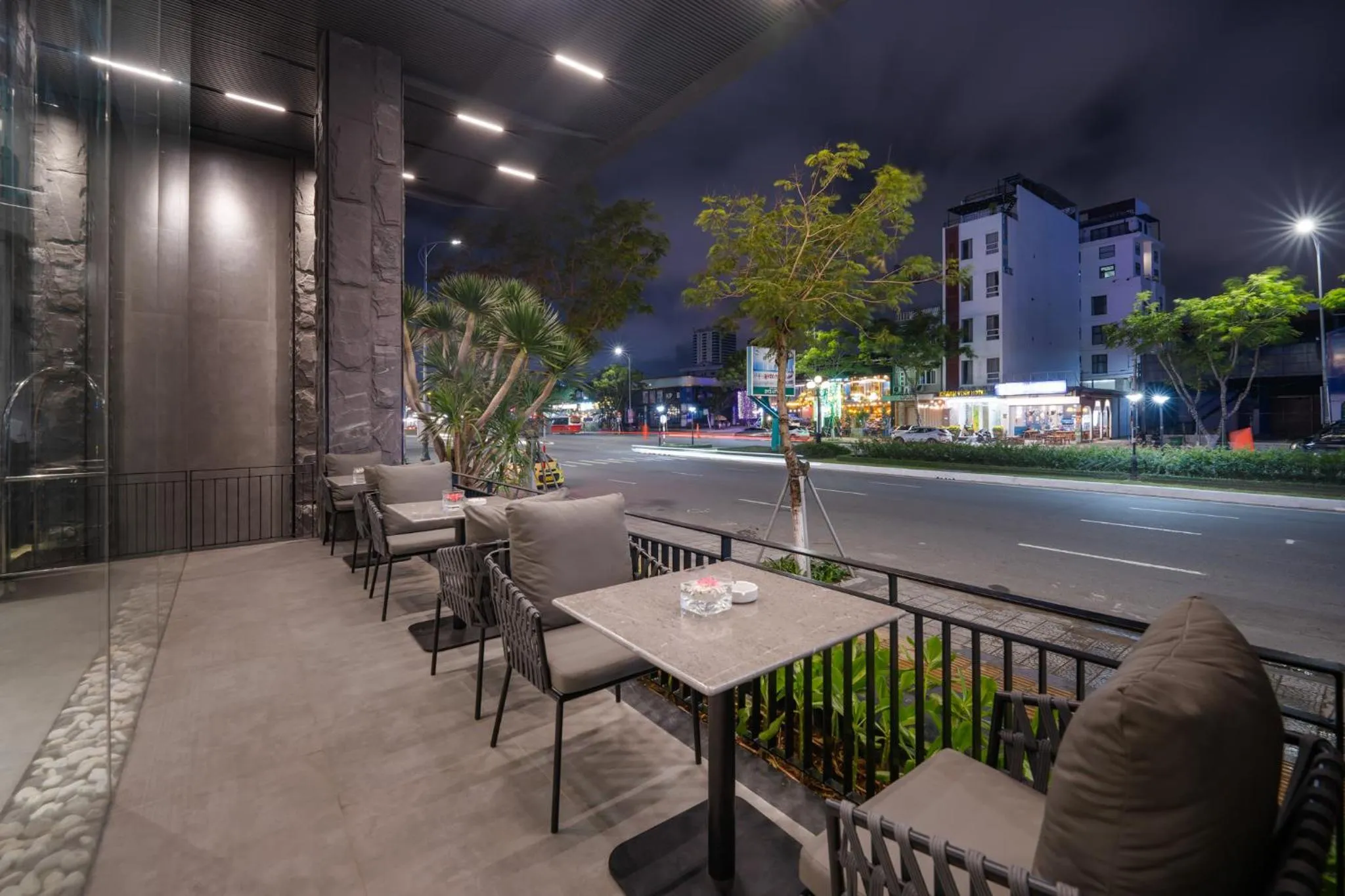 Lobby or reception in San Marino Boutique Danang - 10 mins to Dragon Bridge & 15 mins to My Khe Beach