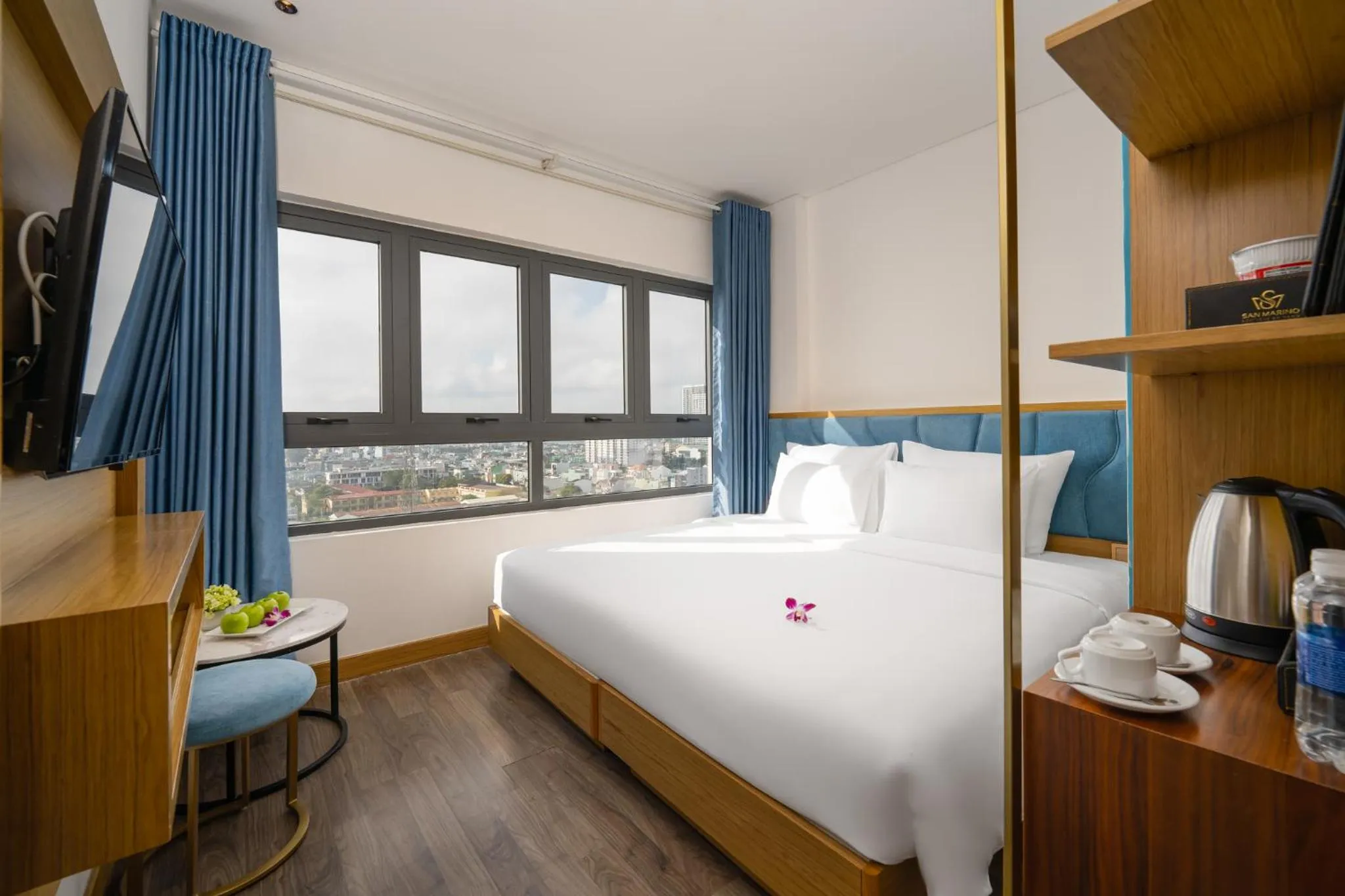 Bedroom, Bed in San Marino Boutique Danang - 10 mins to Dragon Bridge & 15 mins to My Khe Beach