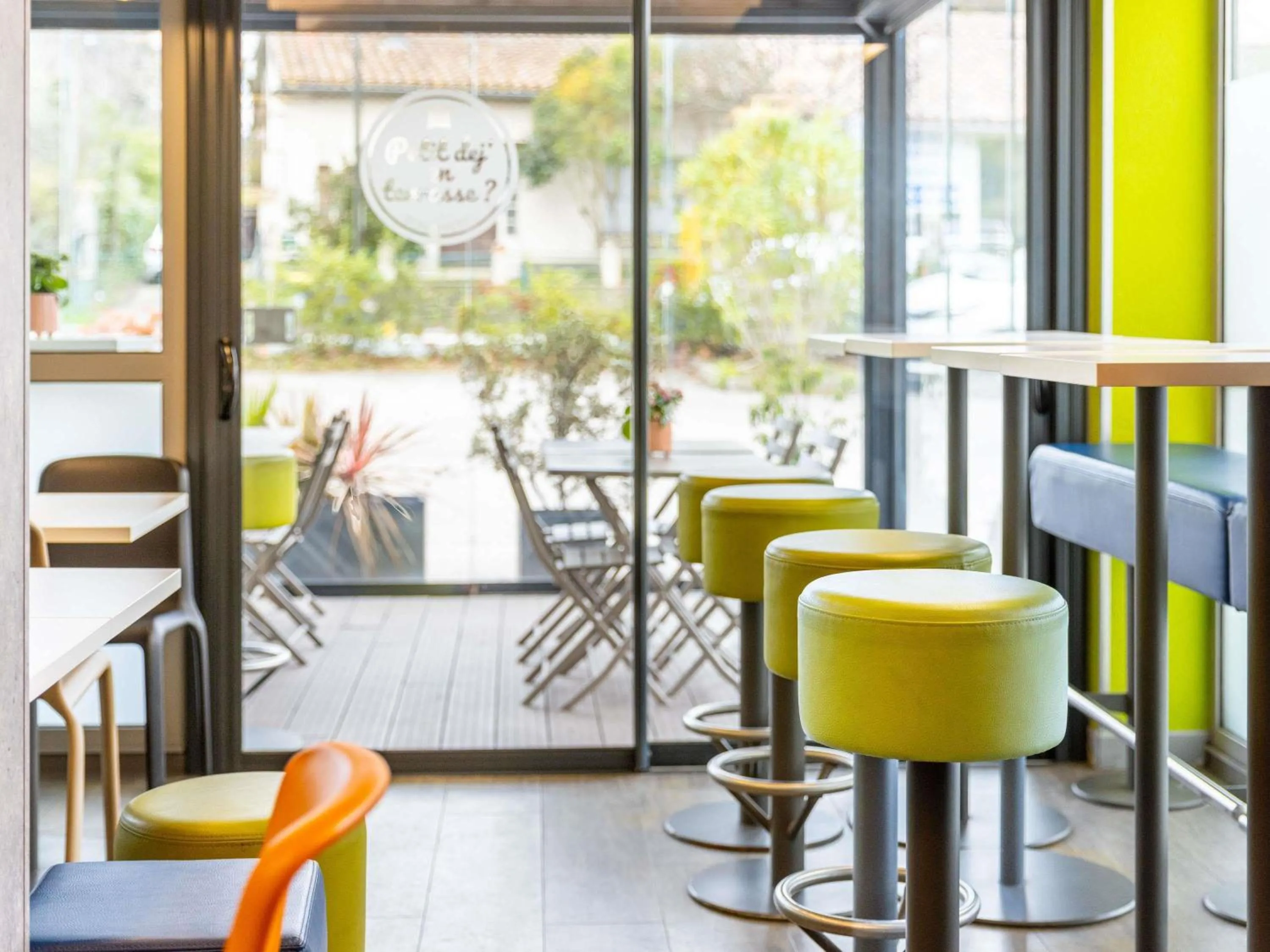 Property building in ibis budget Carcassonne La Cité