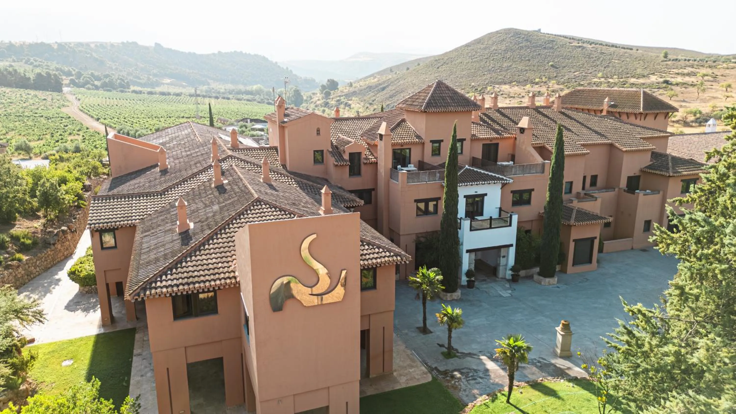 Property building in Hotel & Winery Señorío de Nevada