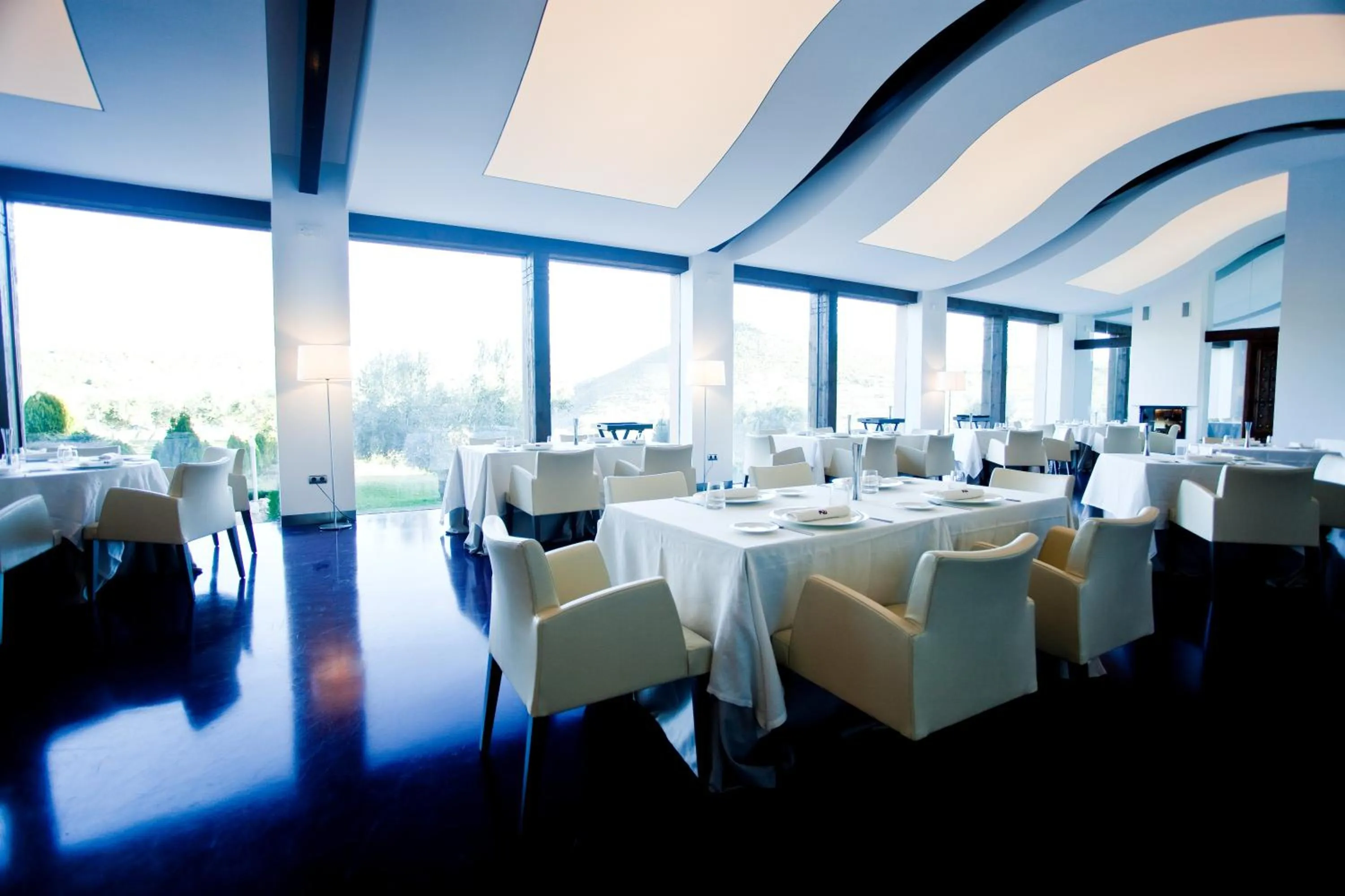 Restaurant/places to eat in Hotel & Winery Señorío de Nevada