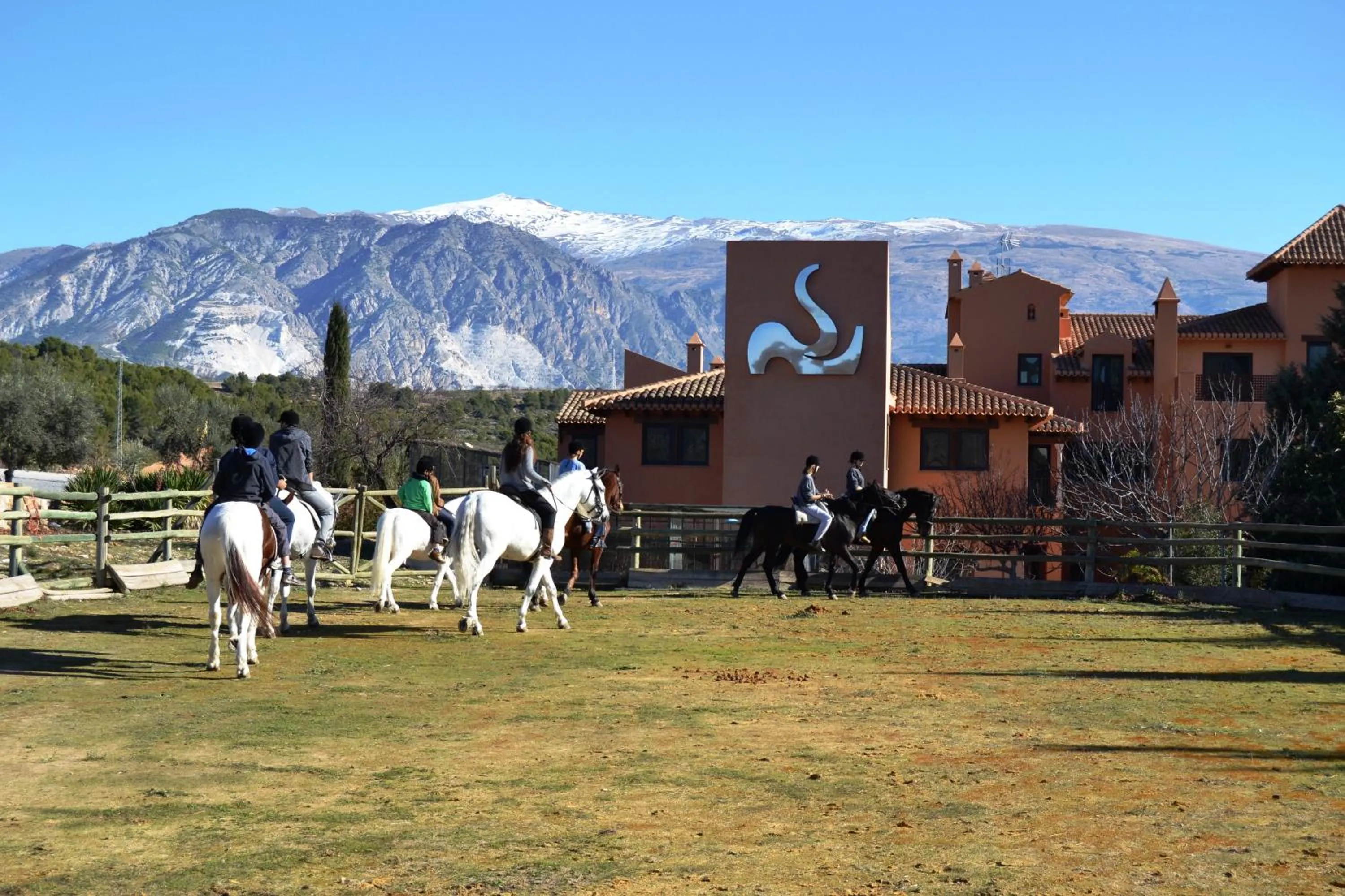 Property building in Hotel & Winery Señorío de Nevada