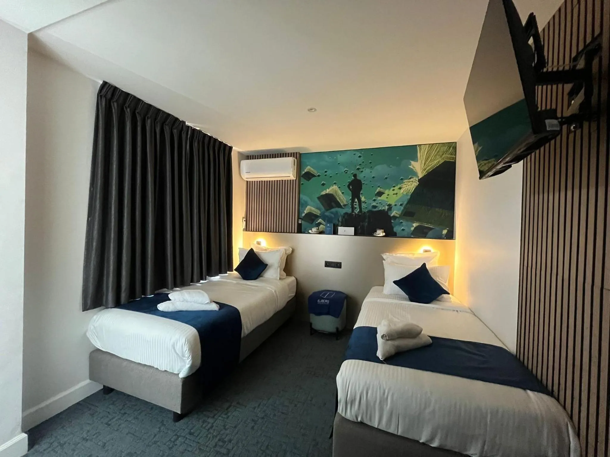 Bed in Elberg Hotel & Apartments