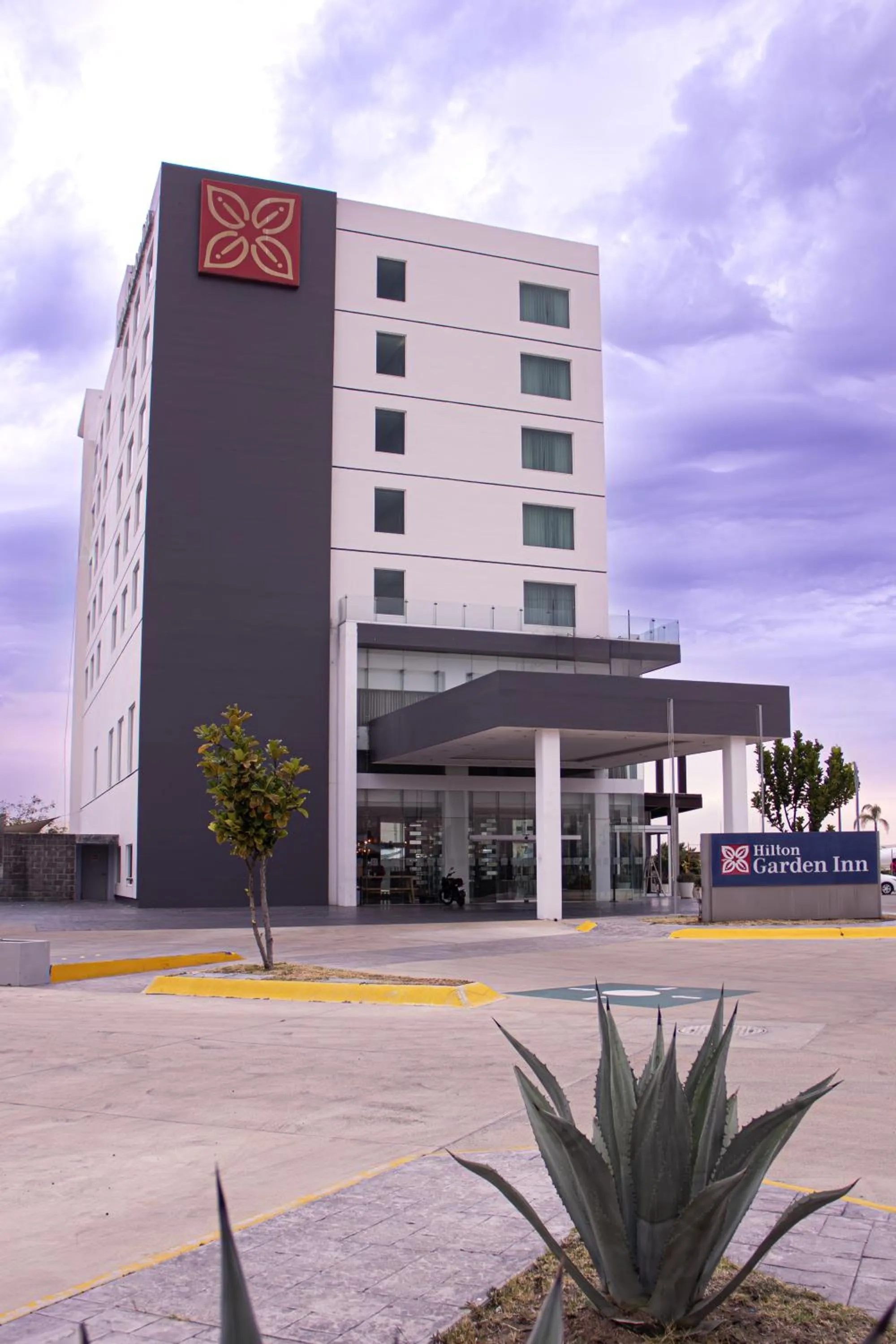 Property building in Hilton Garden Inn Salamanca