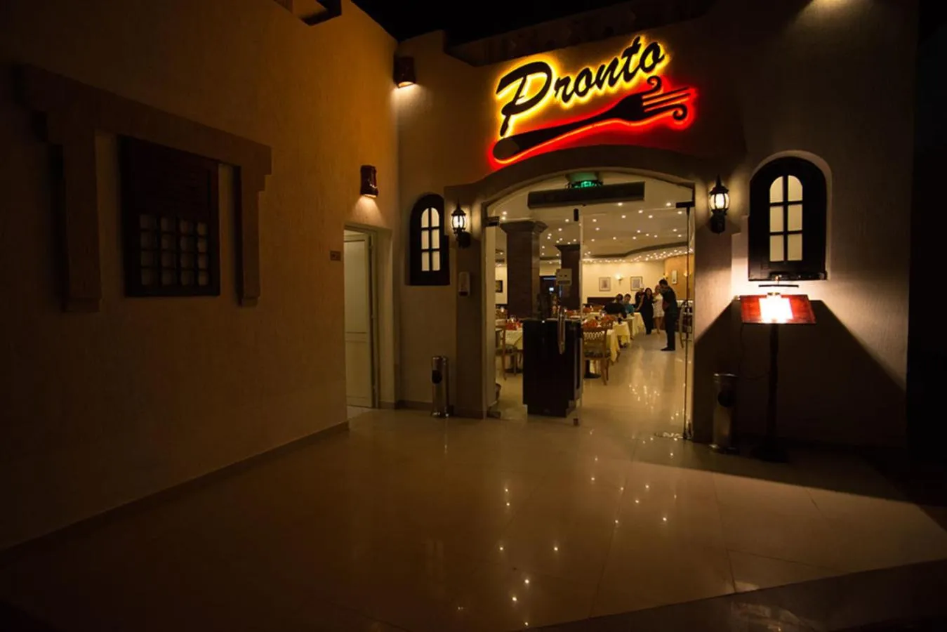 Restaurant/places to eat in Tivoli Hotel Aqua Park