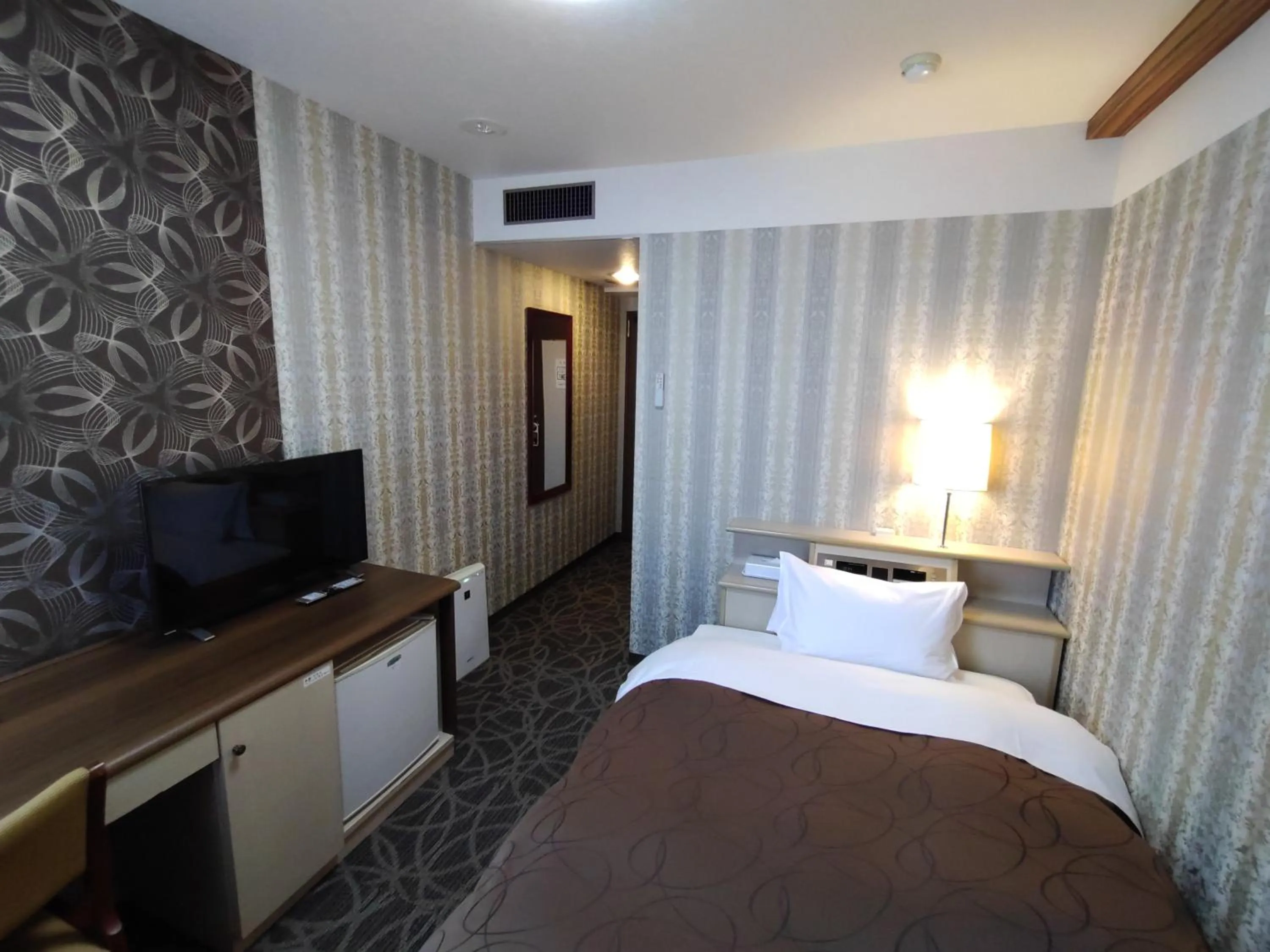 Photo of the whole room, Bed in Kitami Towa Hotel