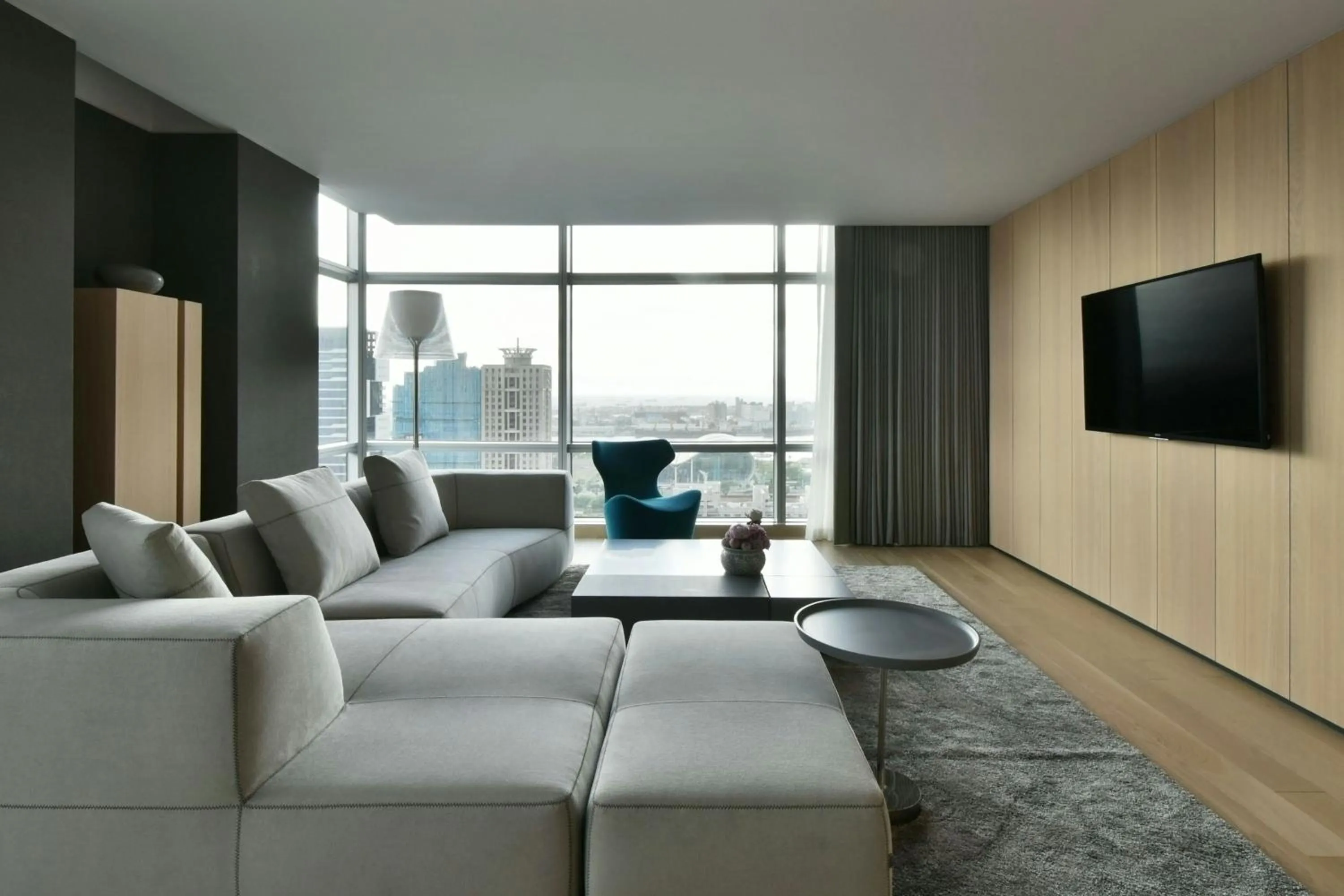 Living room in THE AMNIS, a Luxury Collection Hotel, Kaohsiung