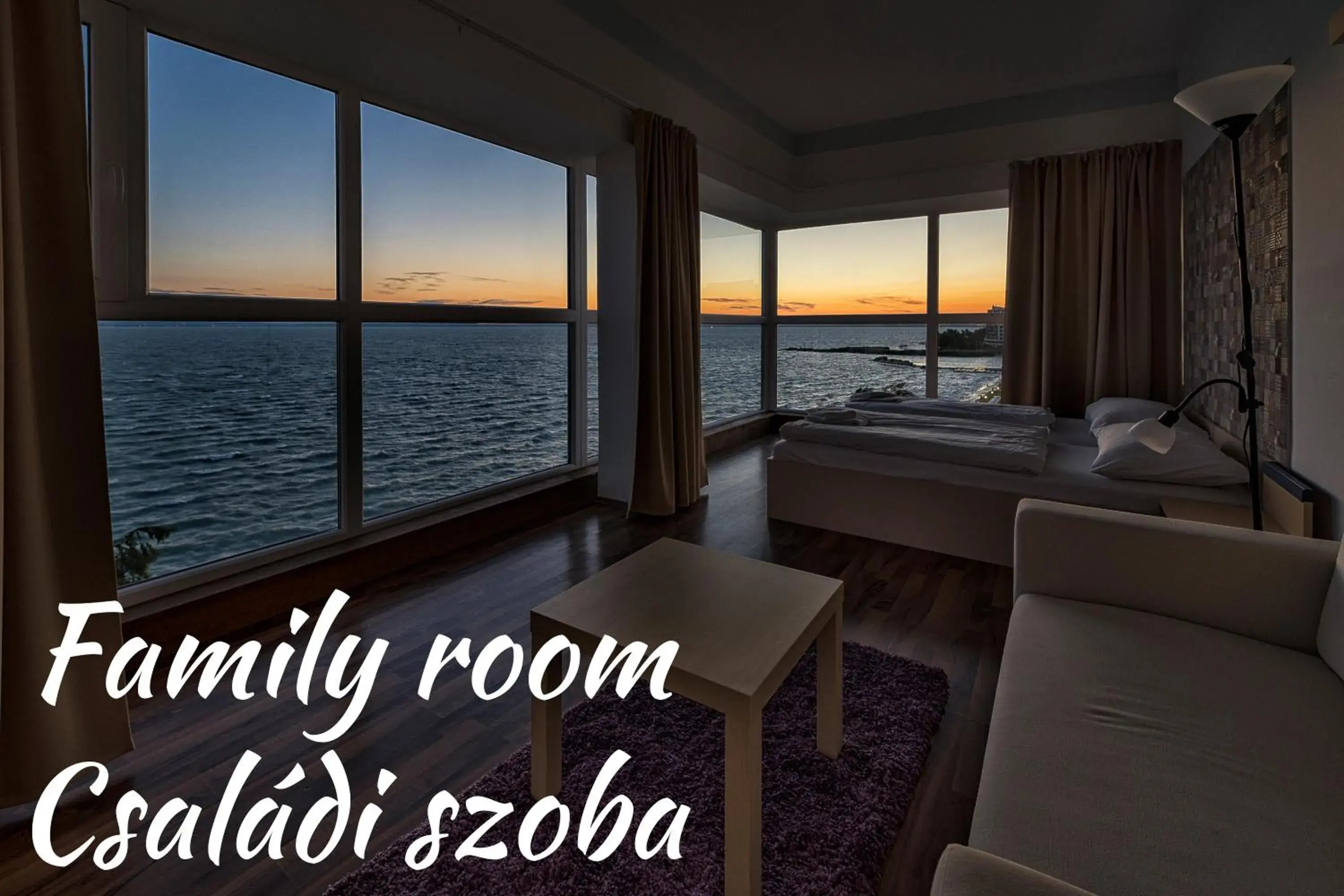 Family Room with Lake View in Hotel Lido Family Room with Lake View in Hotel Lido