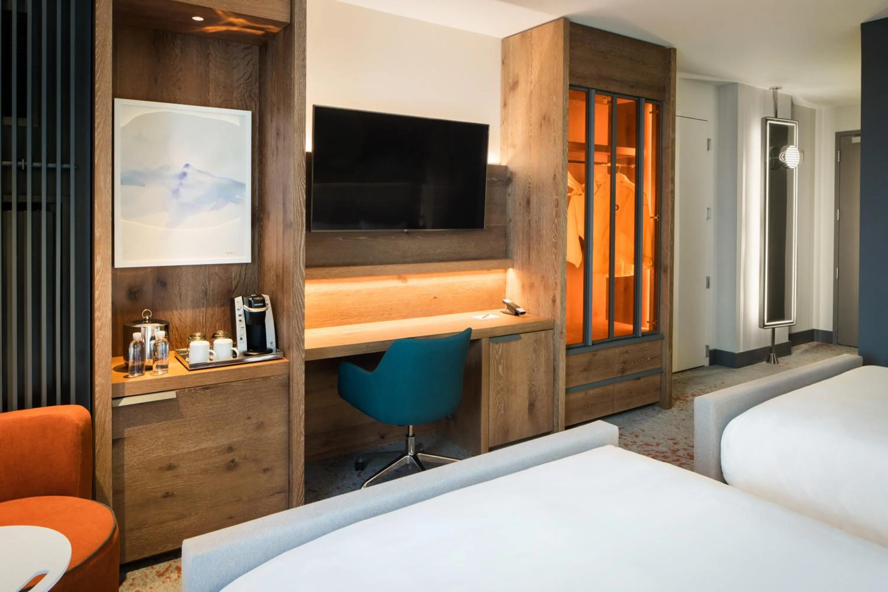 TV and multimedia, Bed in Hotel Nia, Autograph Collection